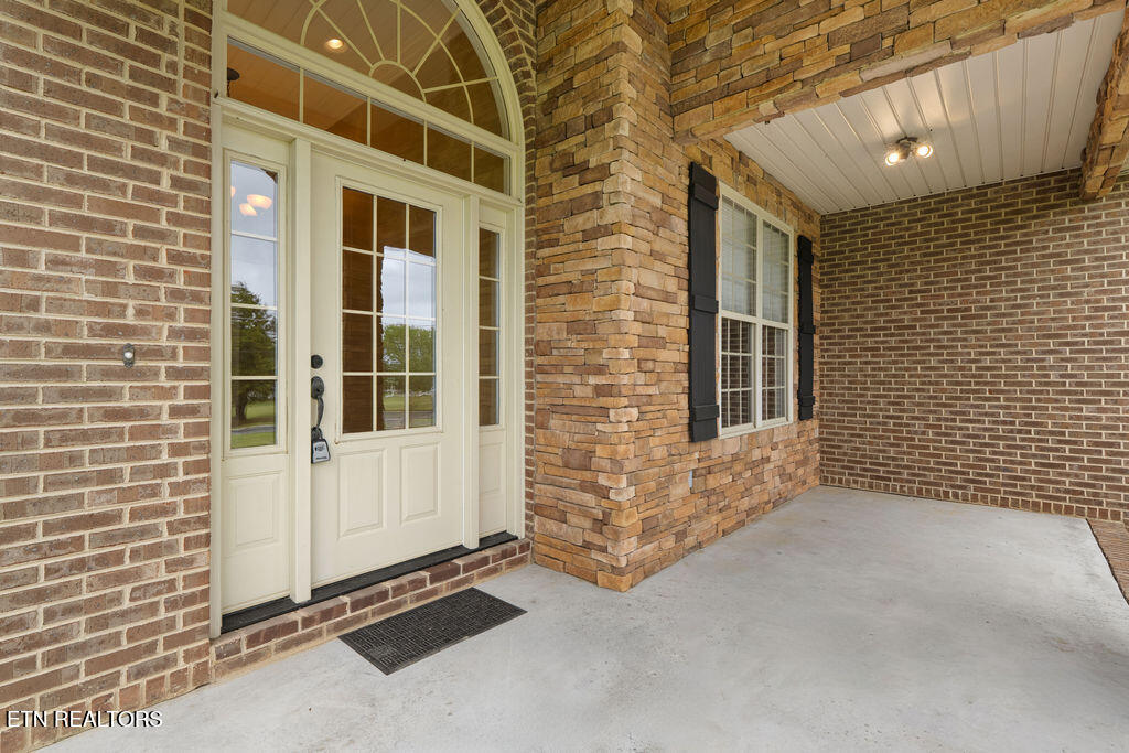 170 Short Bark Lane Madisonville TN 37354