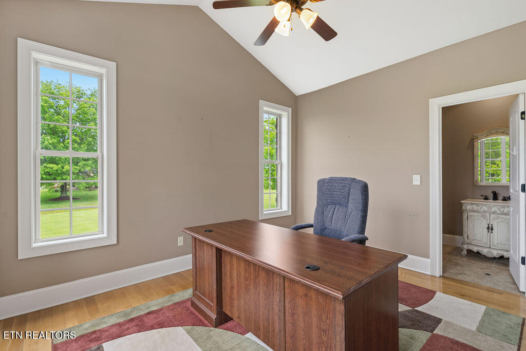 170 Short Bark Lane Madisonville TN 37354