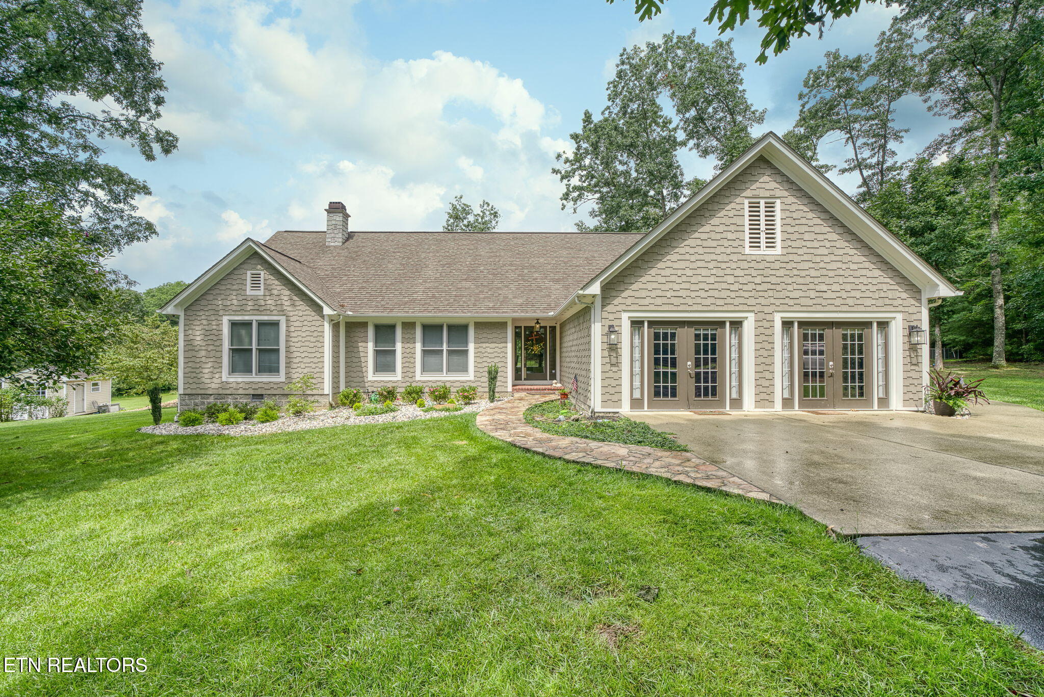 345 Myra Drive Crossville TN 38572