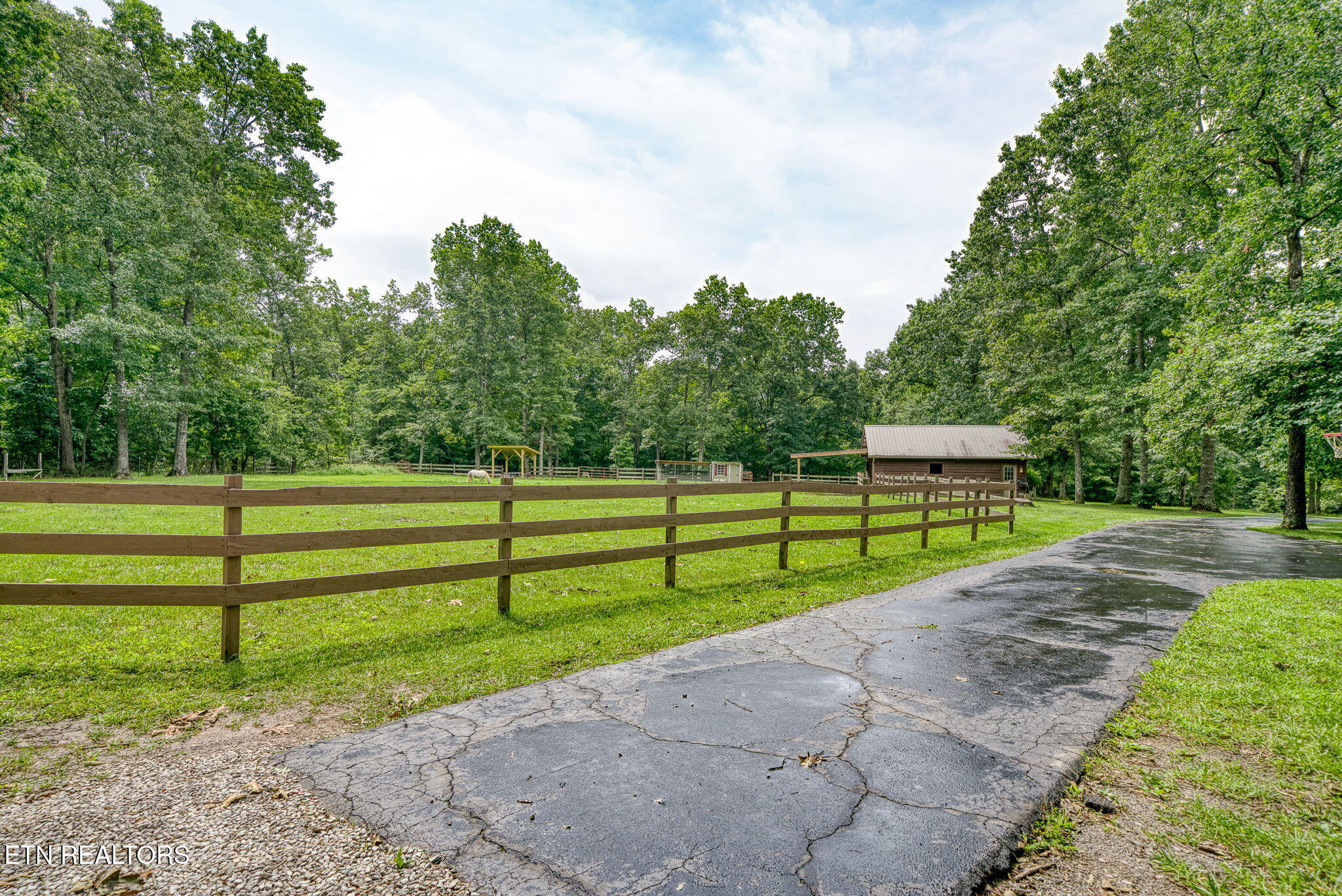 345 Myra Drive Crossville TN 38572