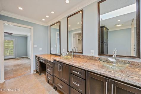 4702 Old Niles Ferry Road Maryville TN 37801