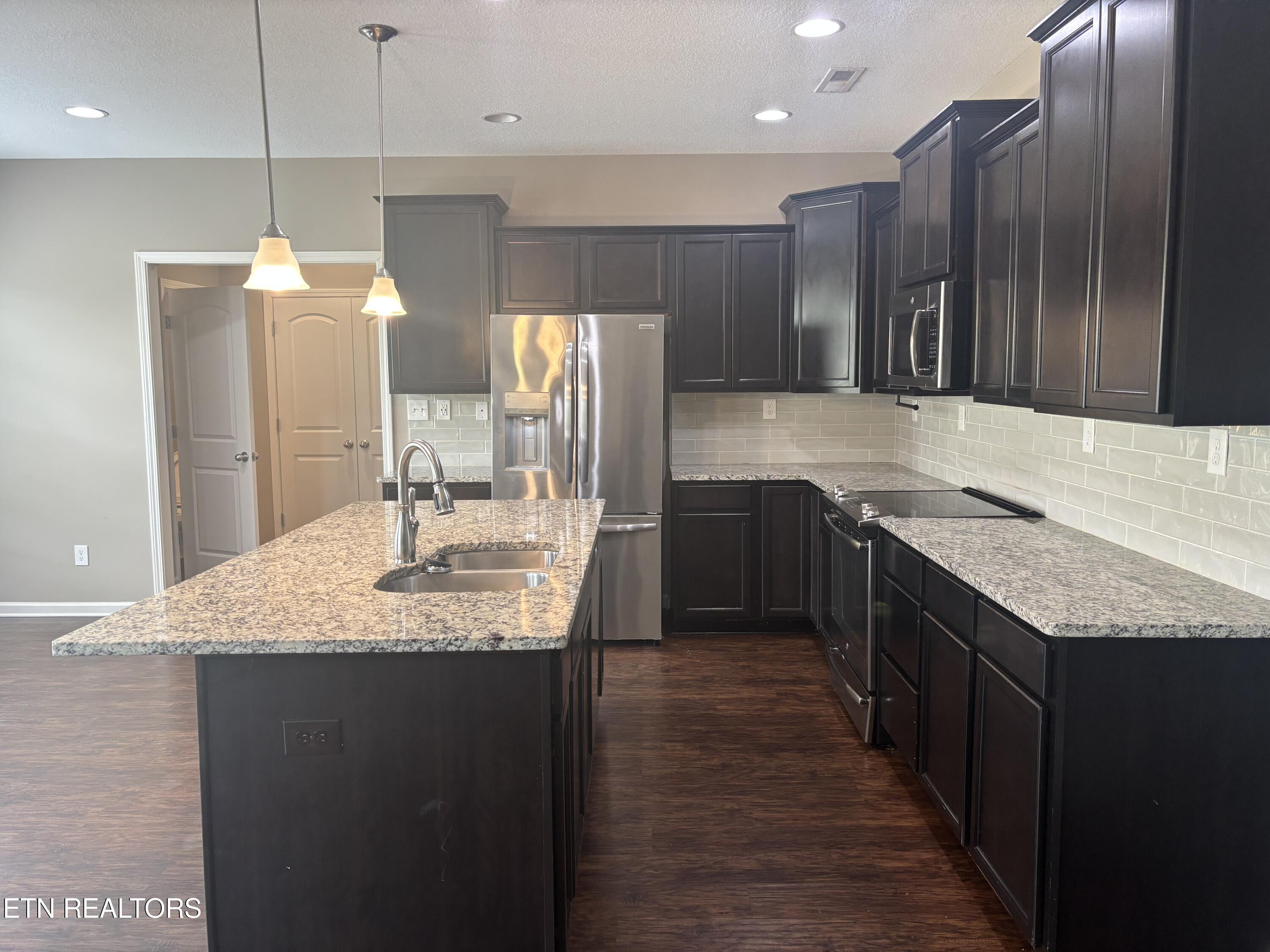 2584 Blackberry Ridge Boulevard Knoxville TN 37932
