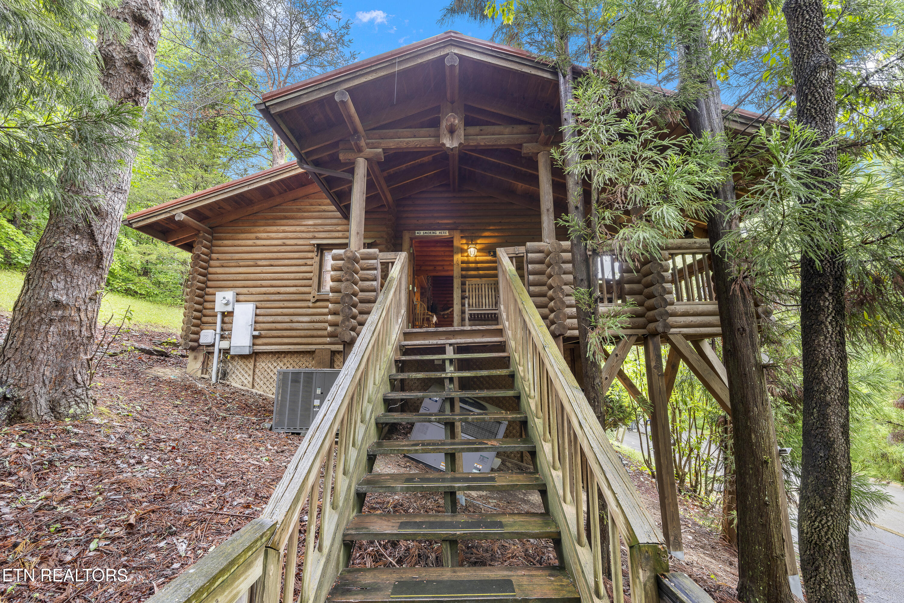 165 N Smoky Mountain Way Sevierville TN 37876
