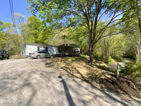 185 Moccasin Hollow Lane Clinton TN 37716