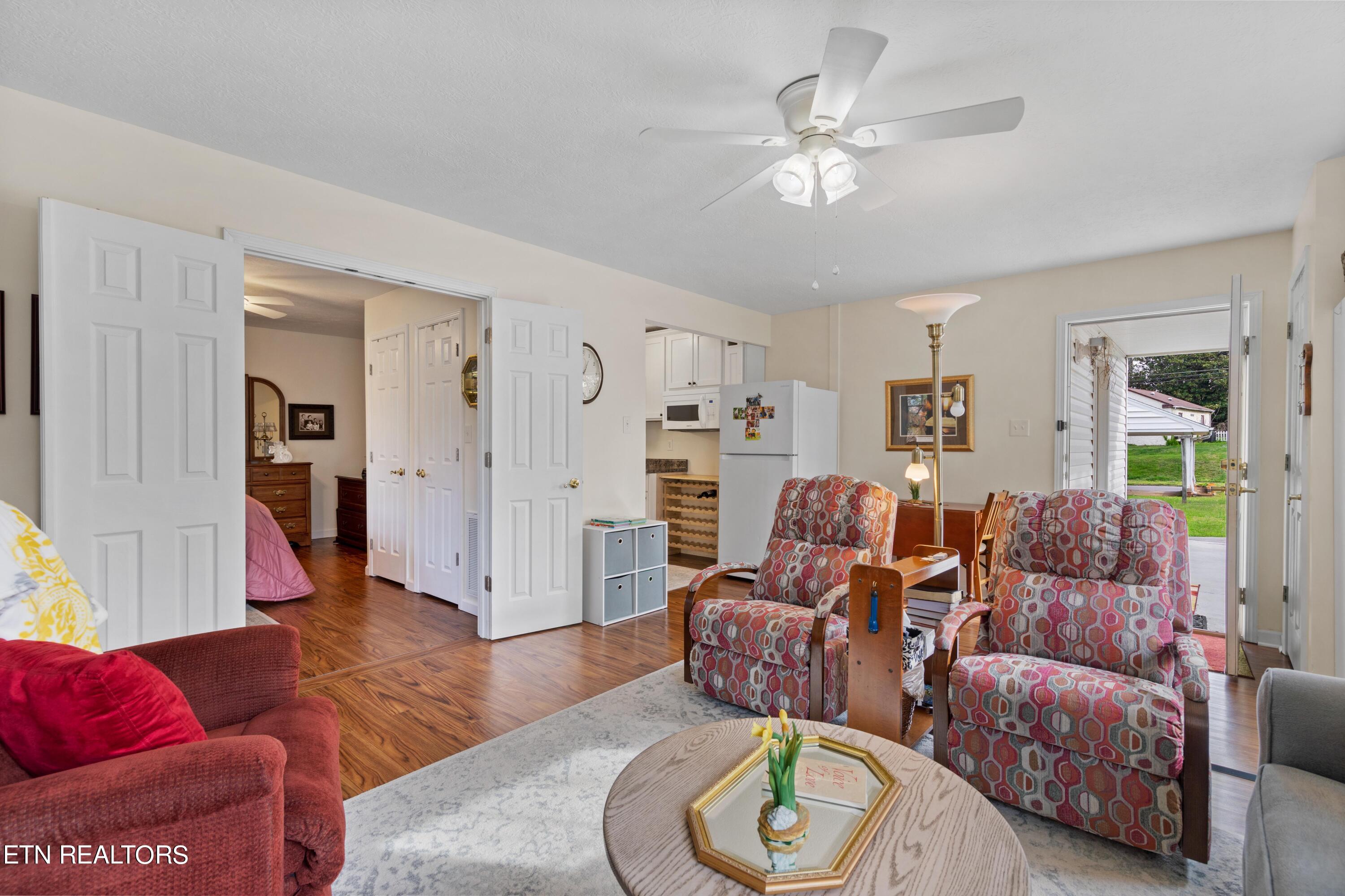 2220 Emoriland Boulevard Knoxville TN 37917