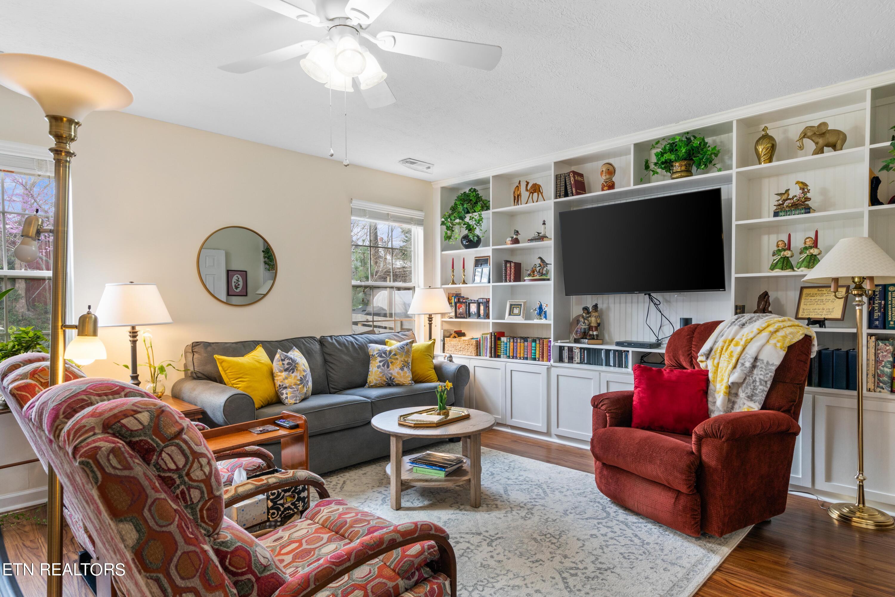 2220 Emoriland Boulevard Knoxville TN 37917