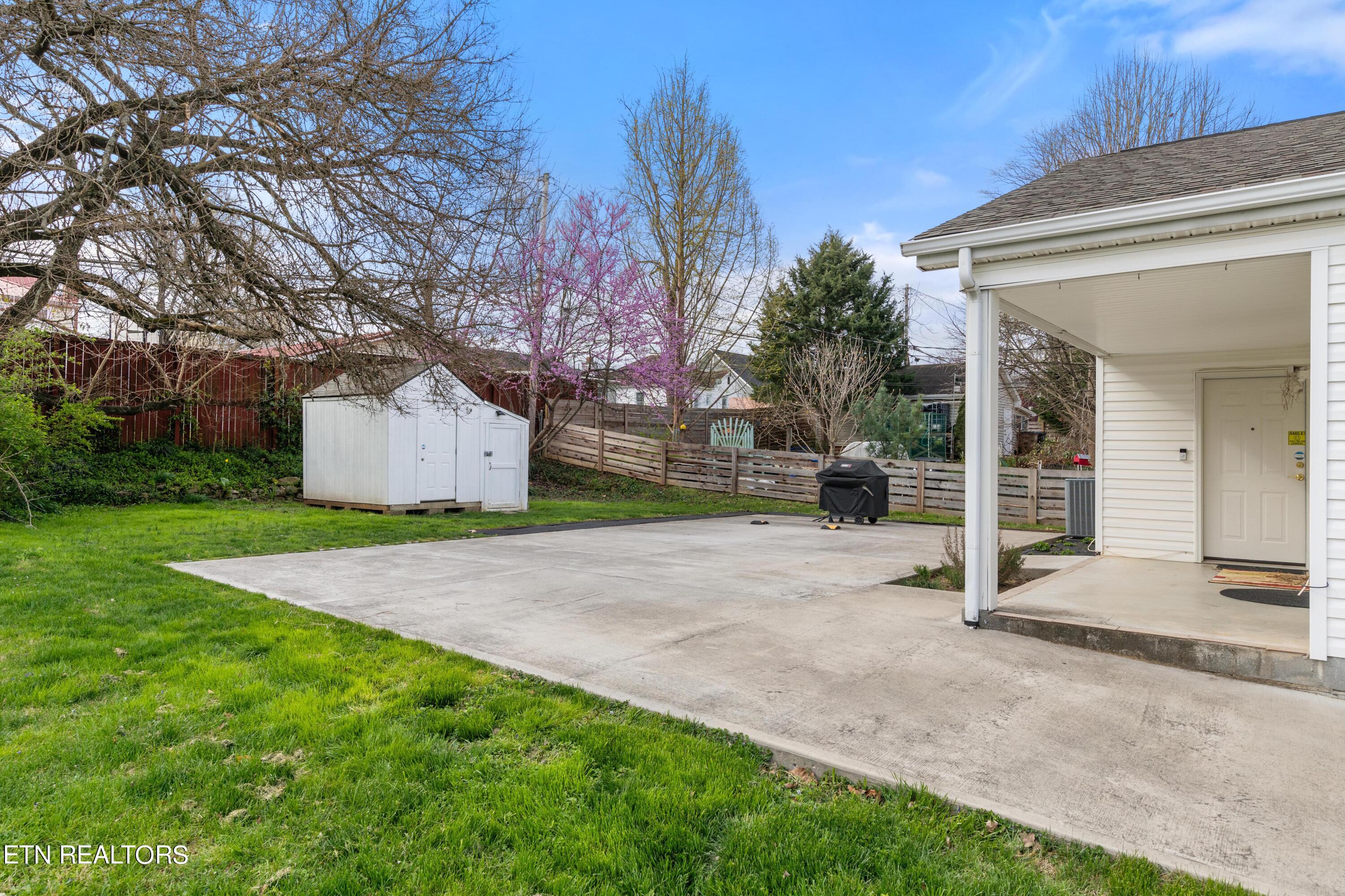 2220 Emoriland Boulevard Knoxville TN 37917