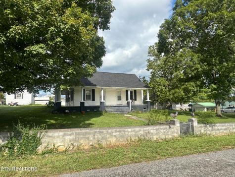 204 Queener Street Jacksboro TN 37757