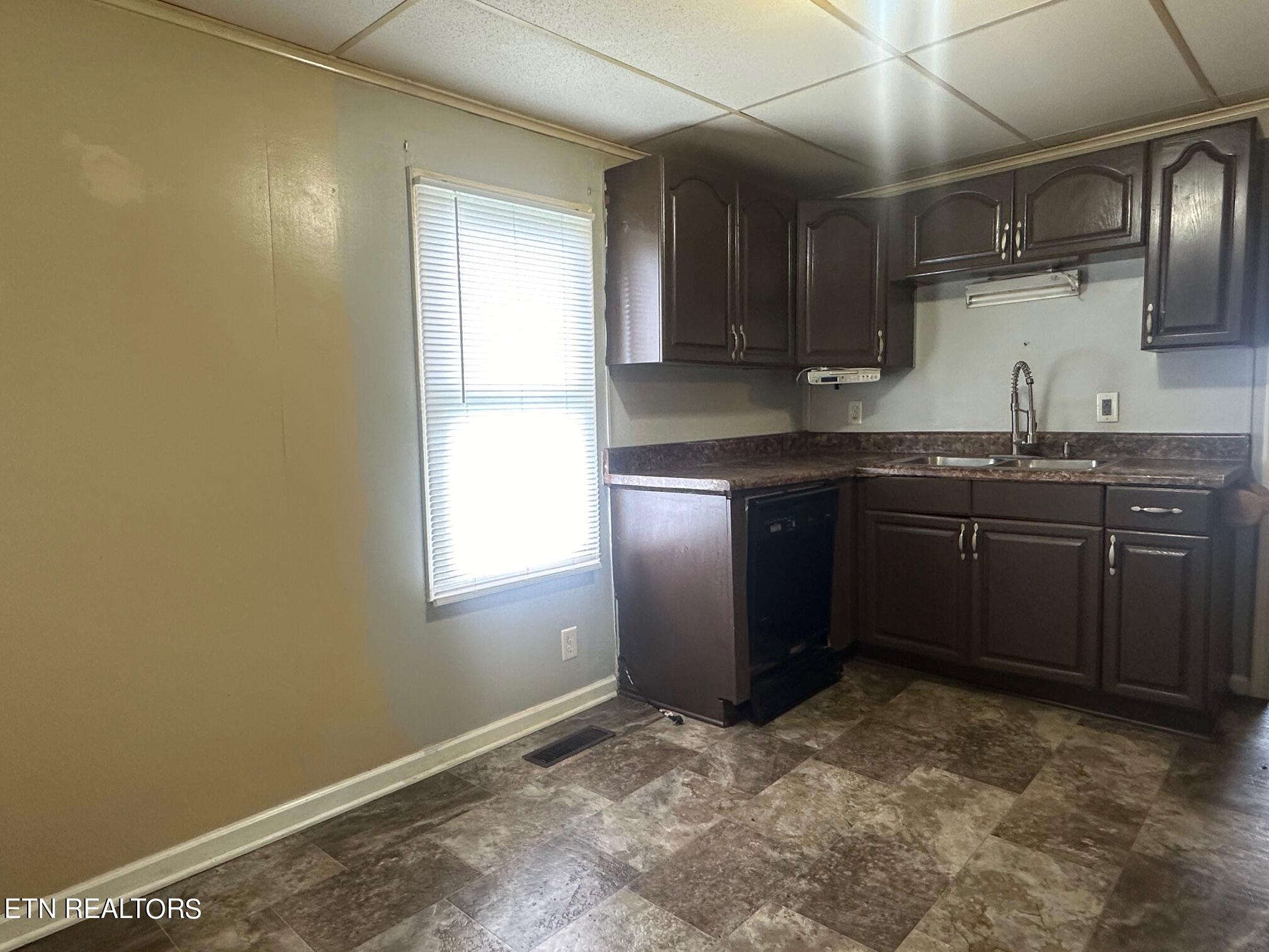 204 Queener Street Jacksboro TN 37757
