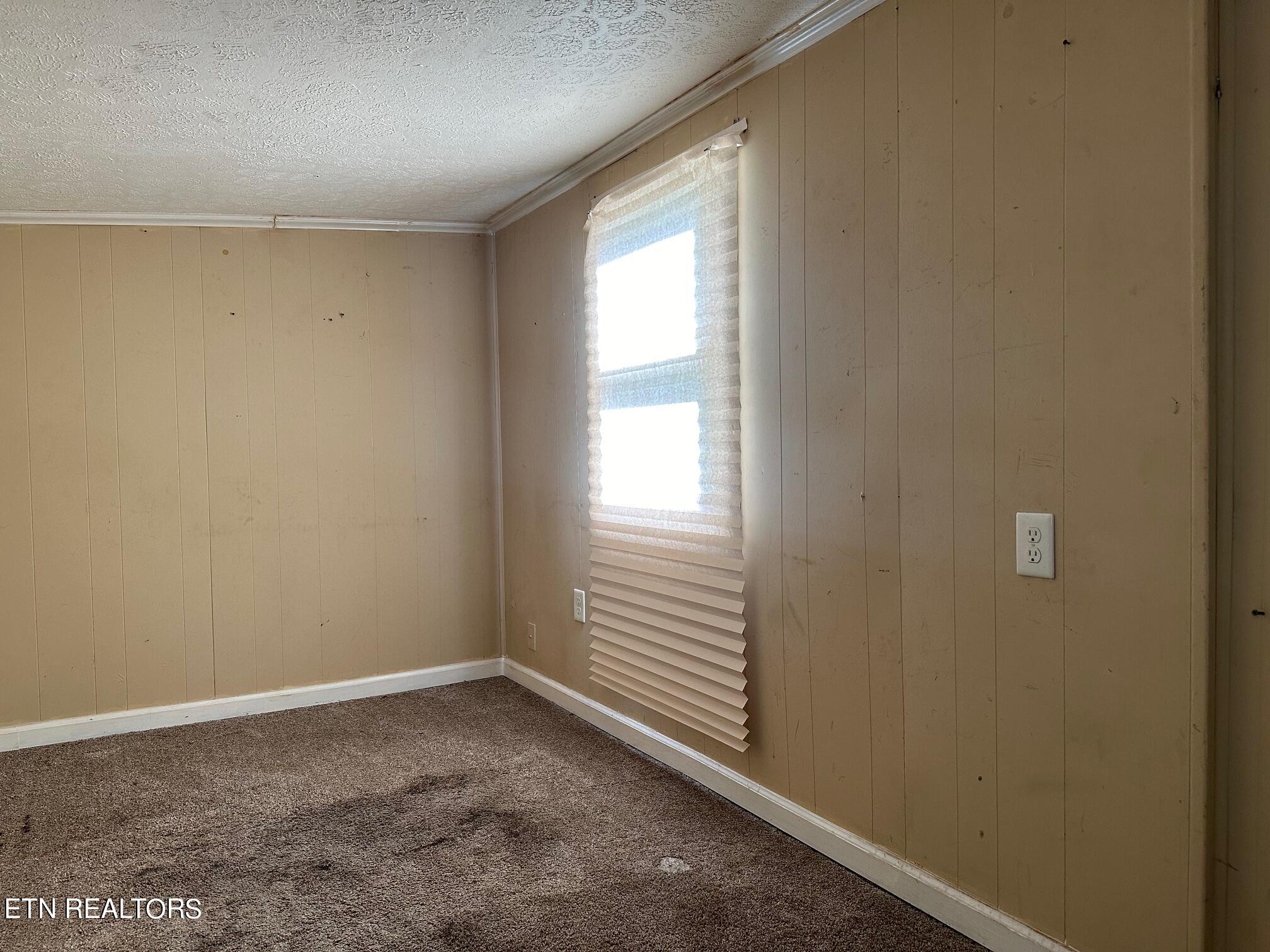 204 Queener Street Jacksboro TN 37757