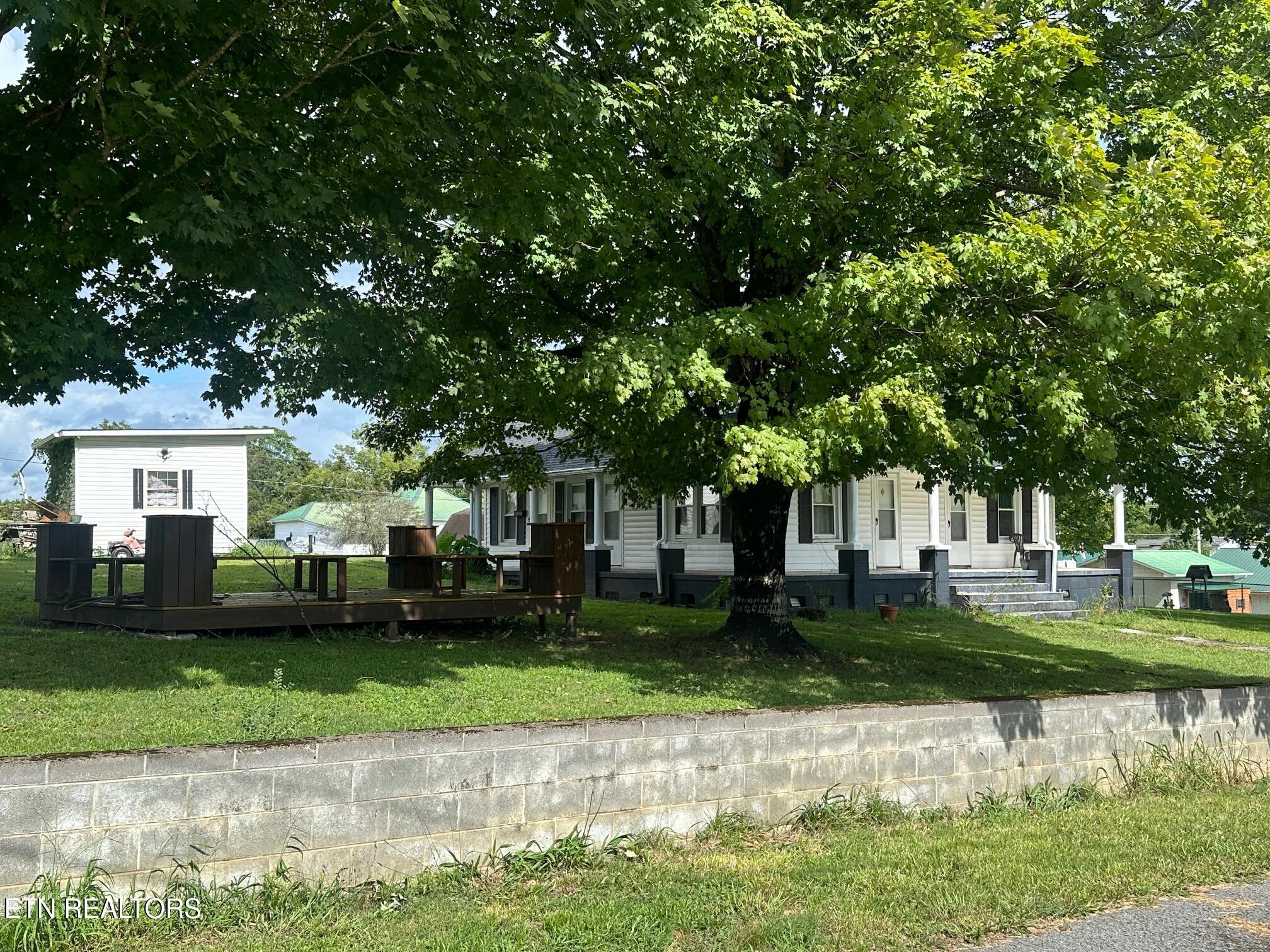 204 Queener Street Jacksboro TN 37757