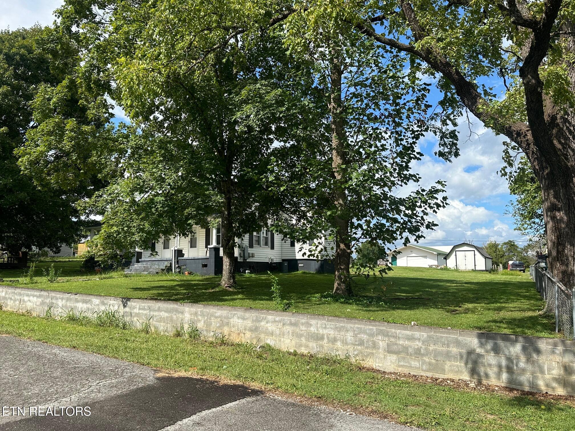 204 Queener Street Jacksboro TN 37757