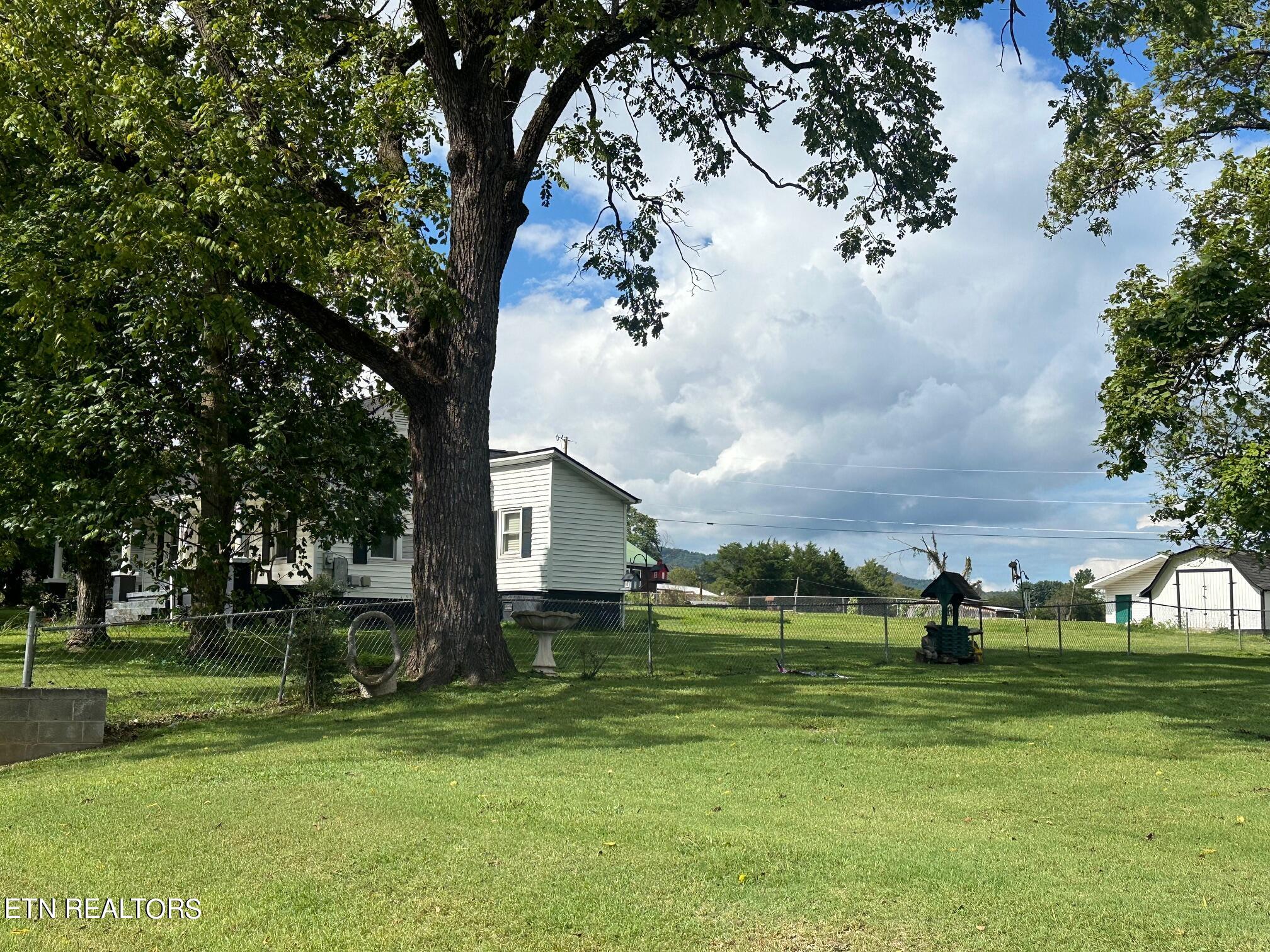 204 Queener Street Jacksboro TN 37757