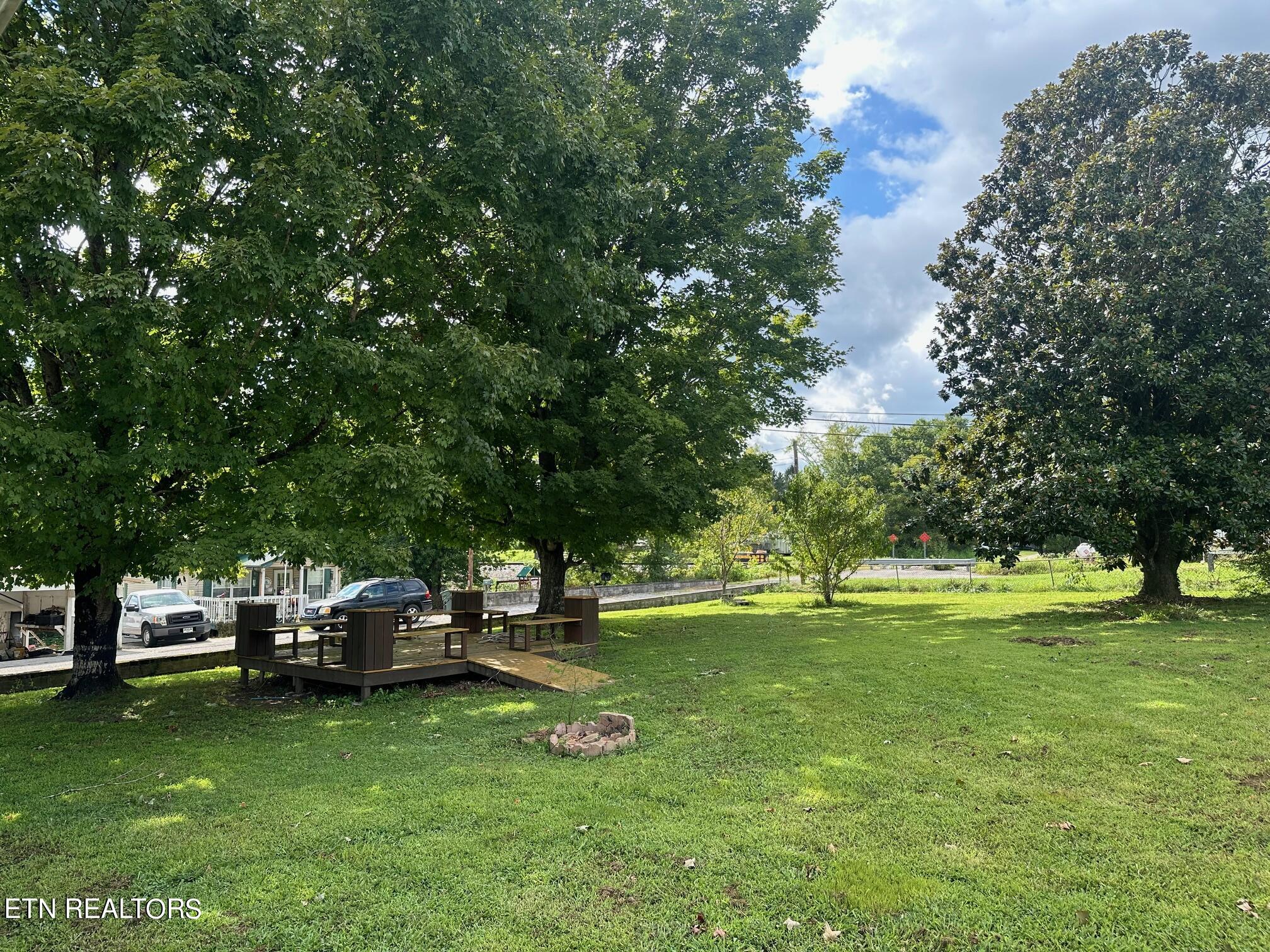 204 Queener Street Jacksboro TN 37757