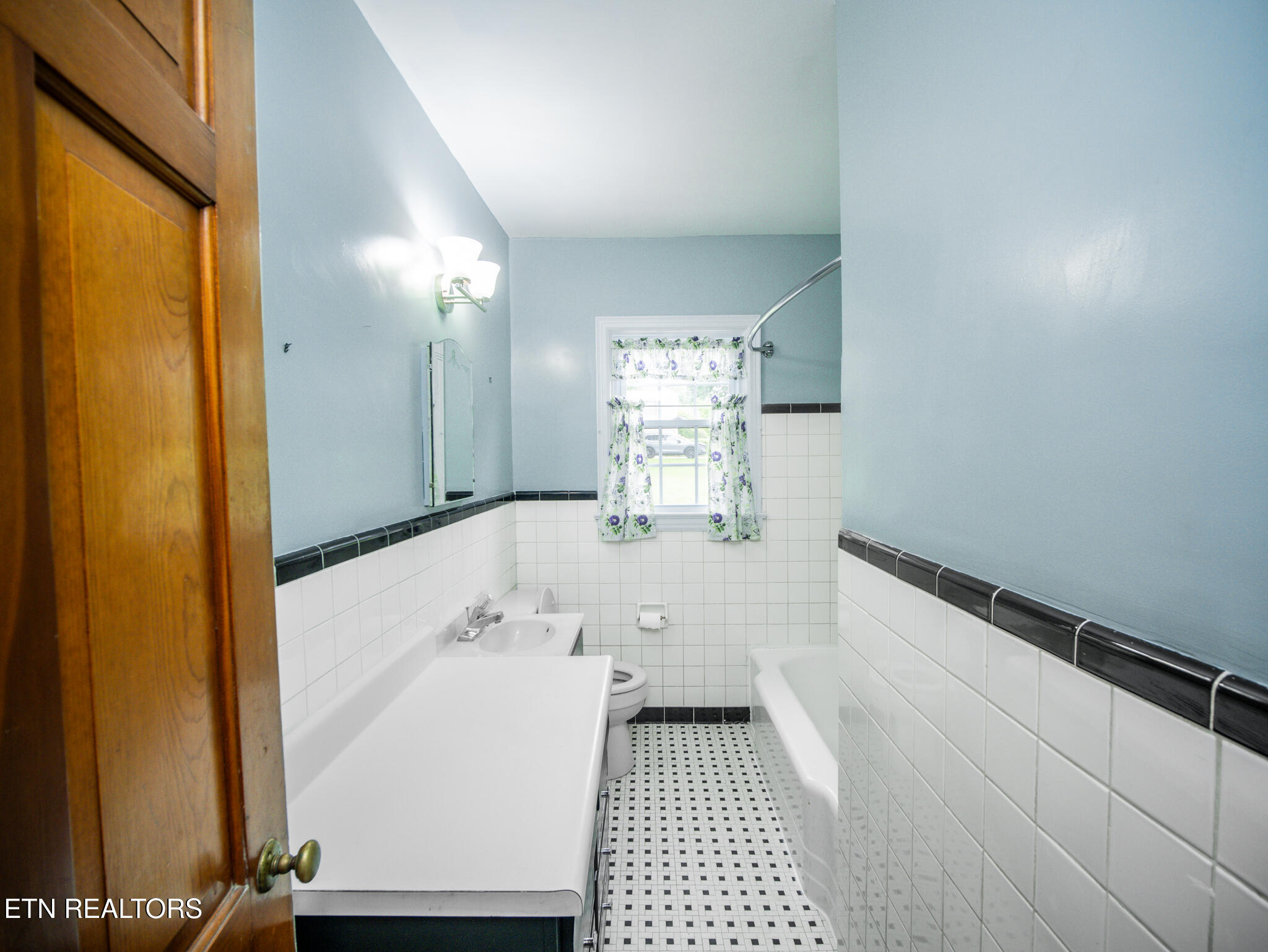 109 Bona Road Knoxville TN 37914