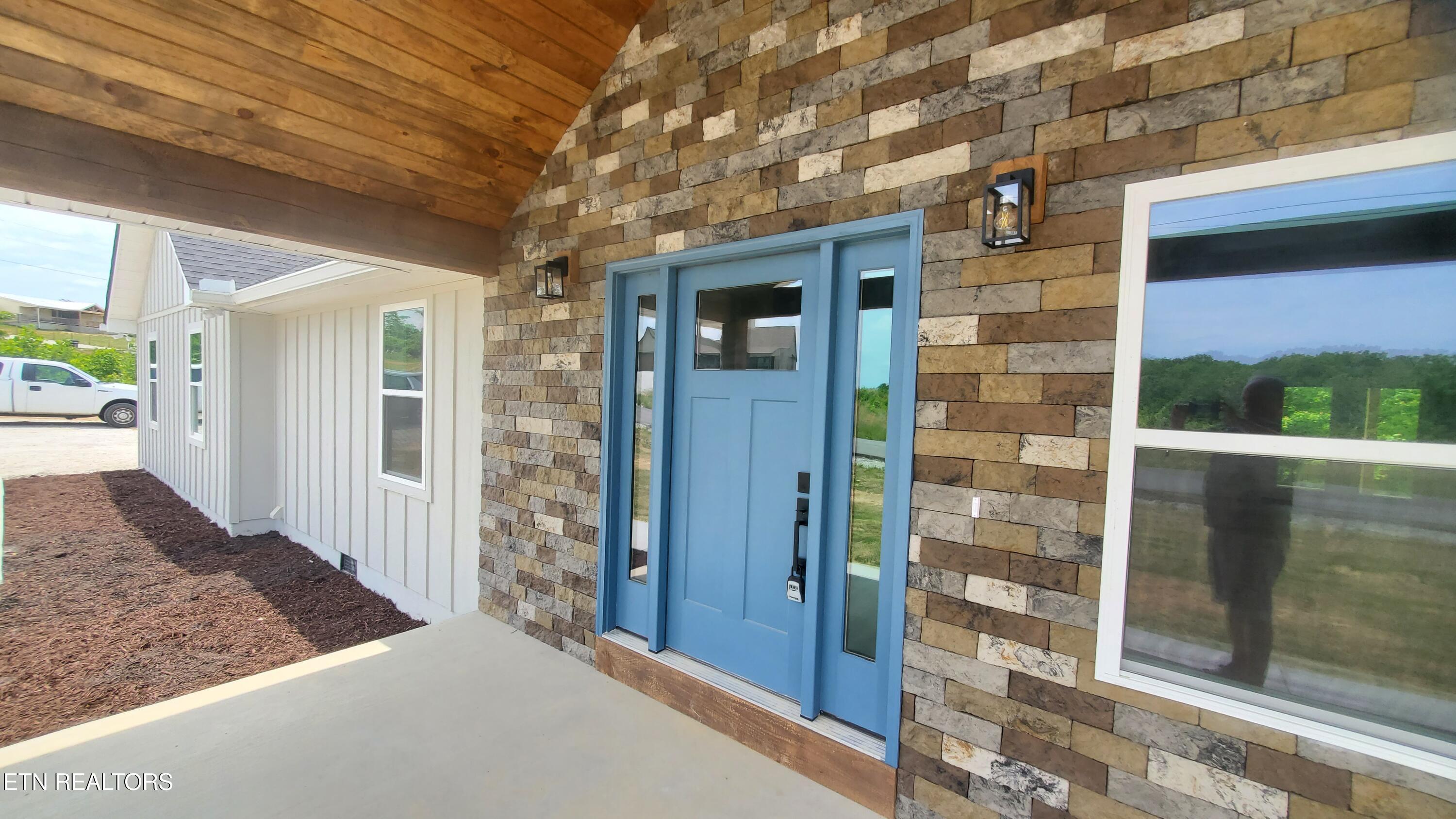 875 Elb Private Drive Huntsville TN 37756