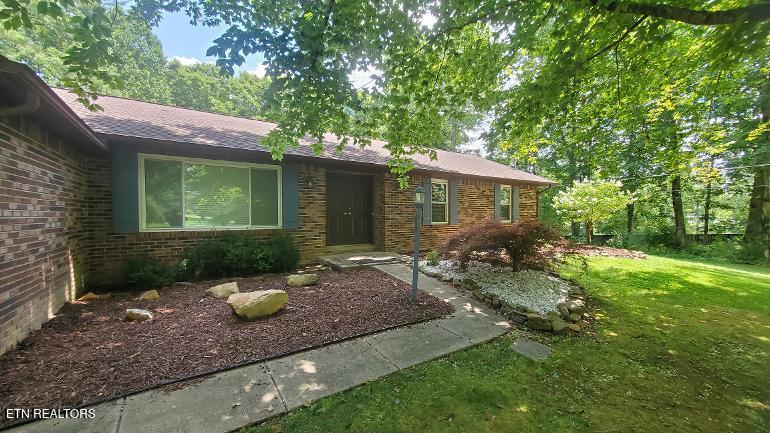 1097 Cooper Lake Road Oneida TN 37841