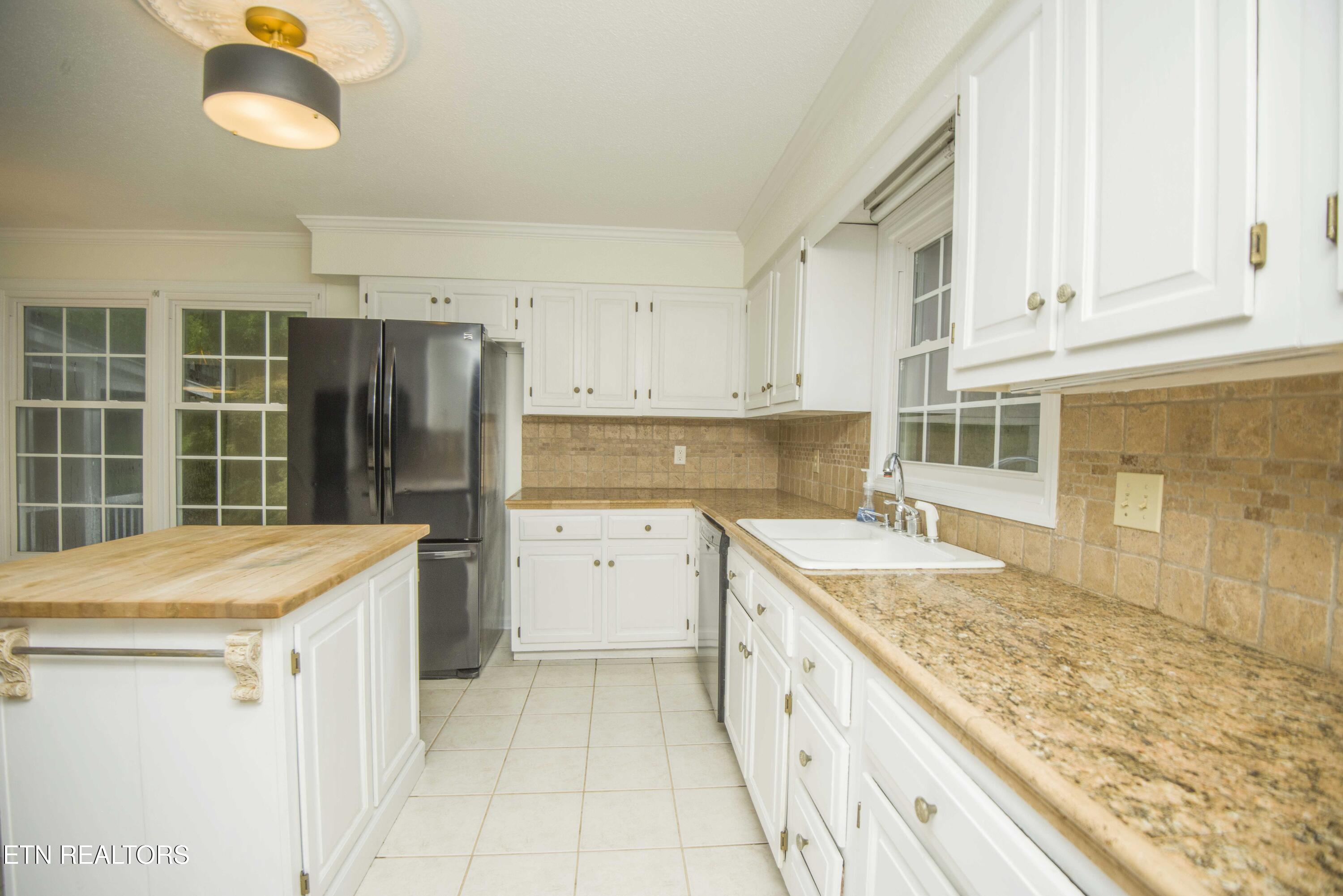 11144 Pleasant Forest Drive Knoxville TN 37934