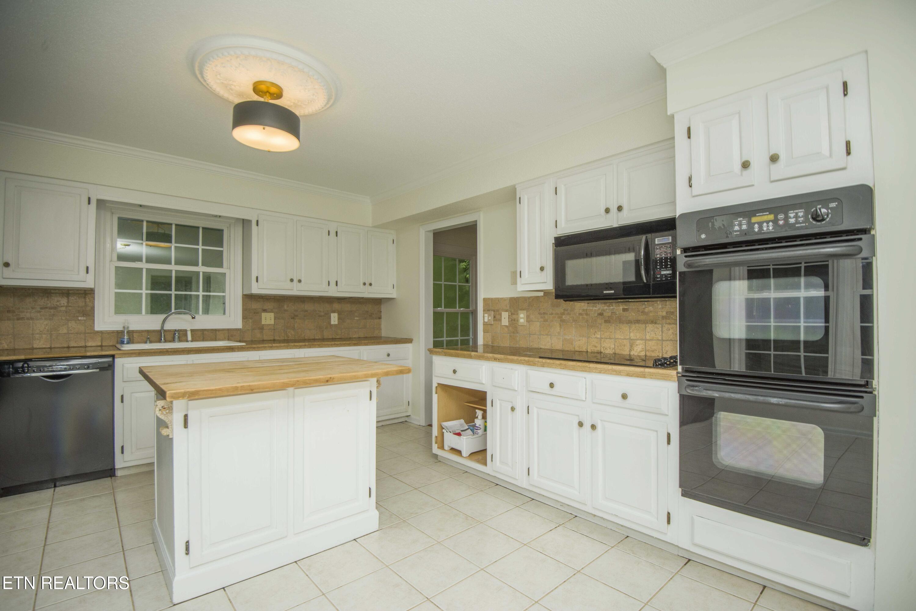 11144 Pleasant Forest Drive Knoxville TN 37934