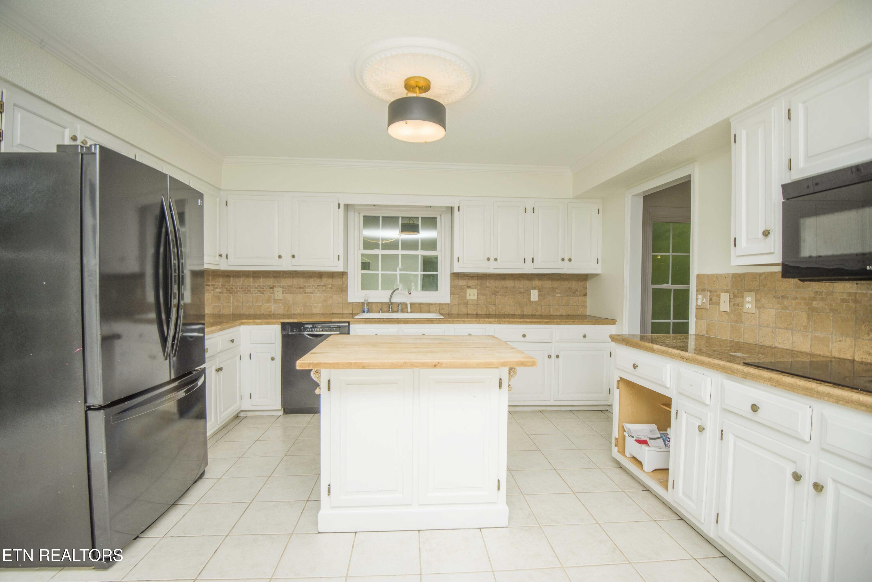 11144 Pleasant Forest Drive Knoxville TN 37934