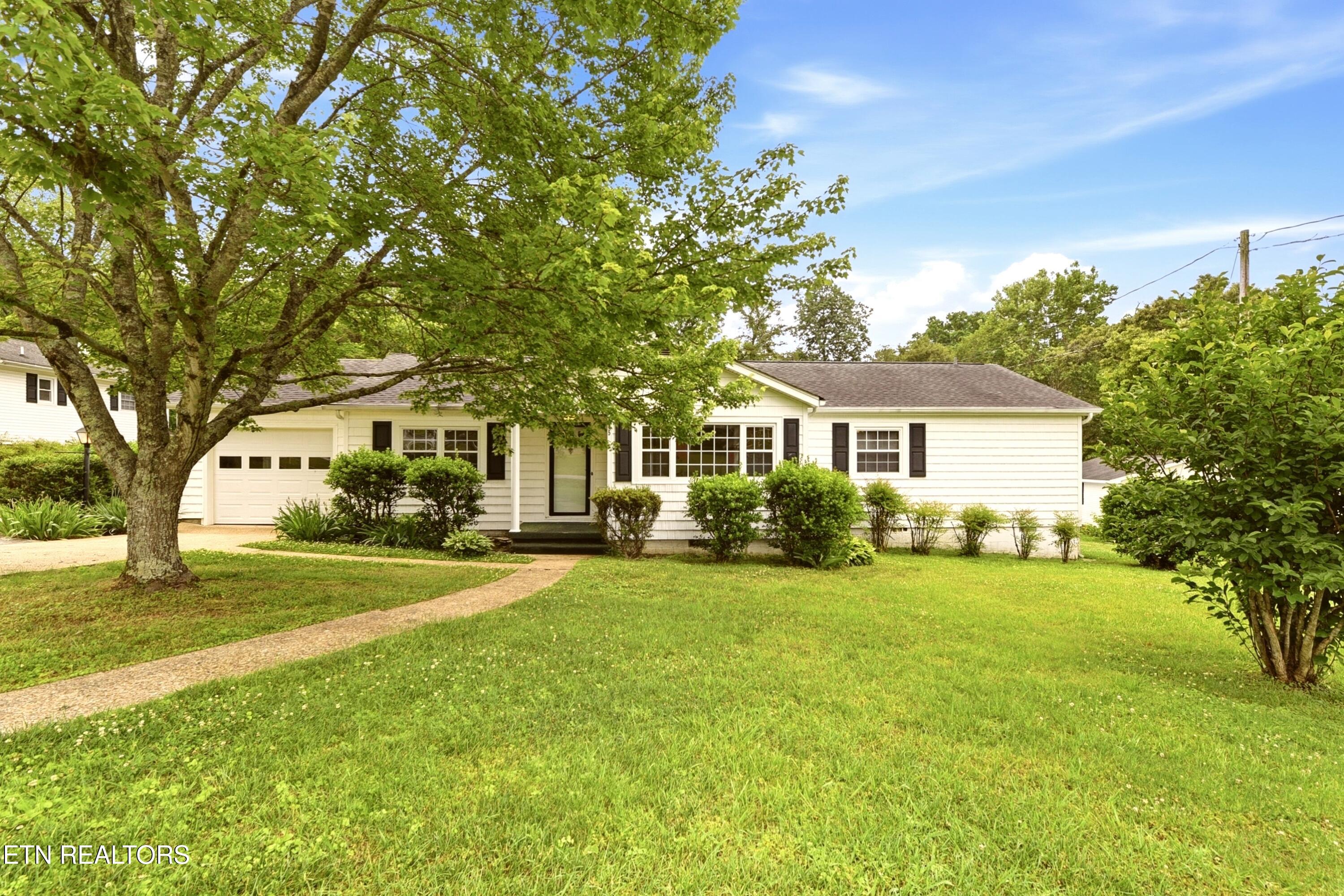 505 Ridgeview Drive Clinton TN 37716
