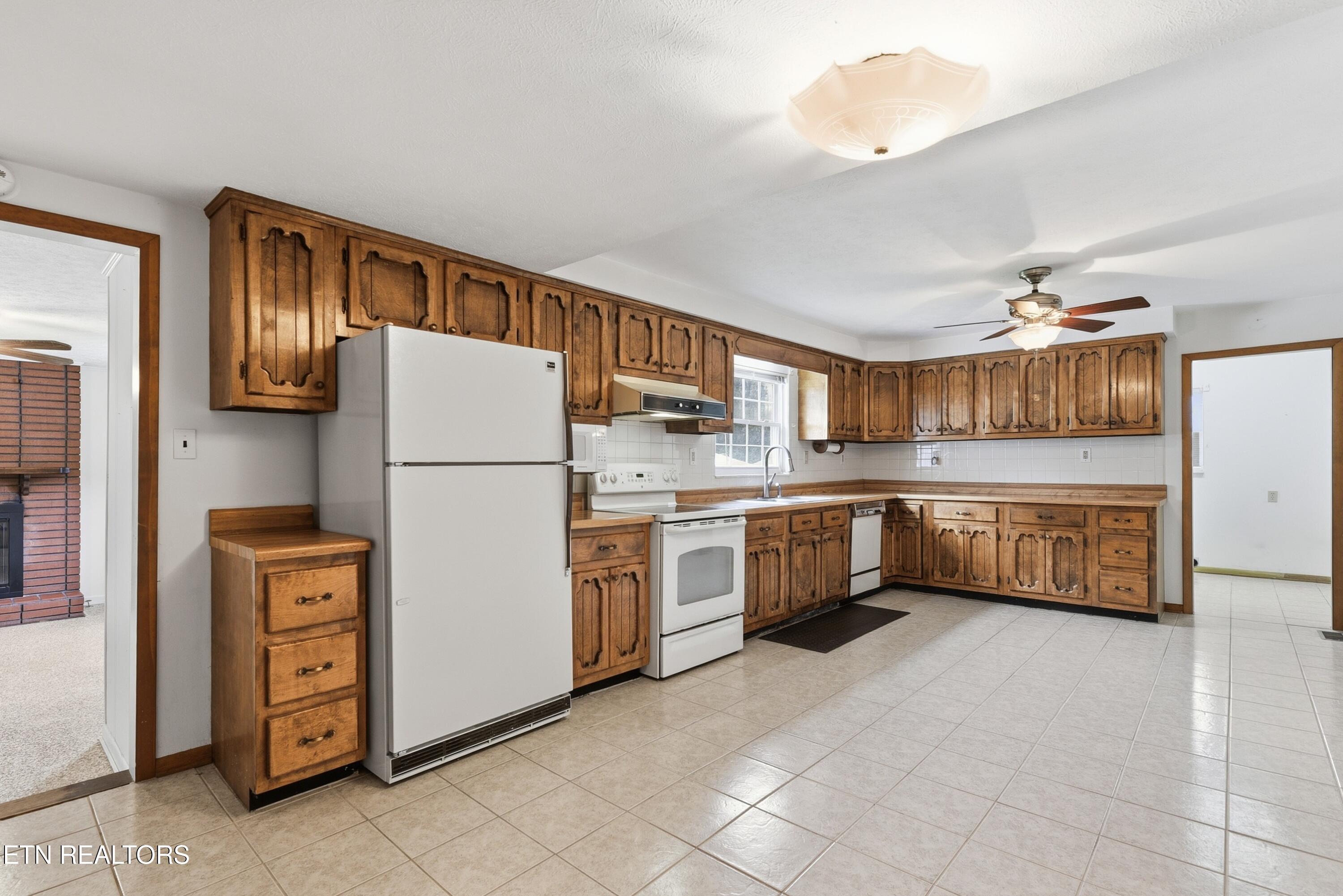 505 Ridgeview Drive Clinton TN 37716
