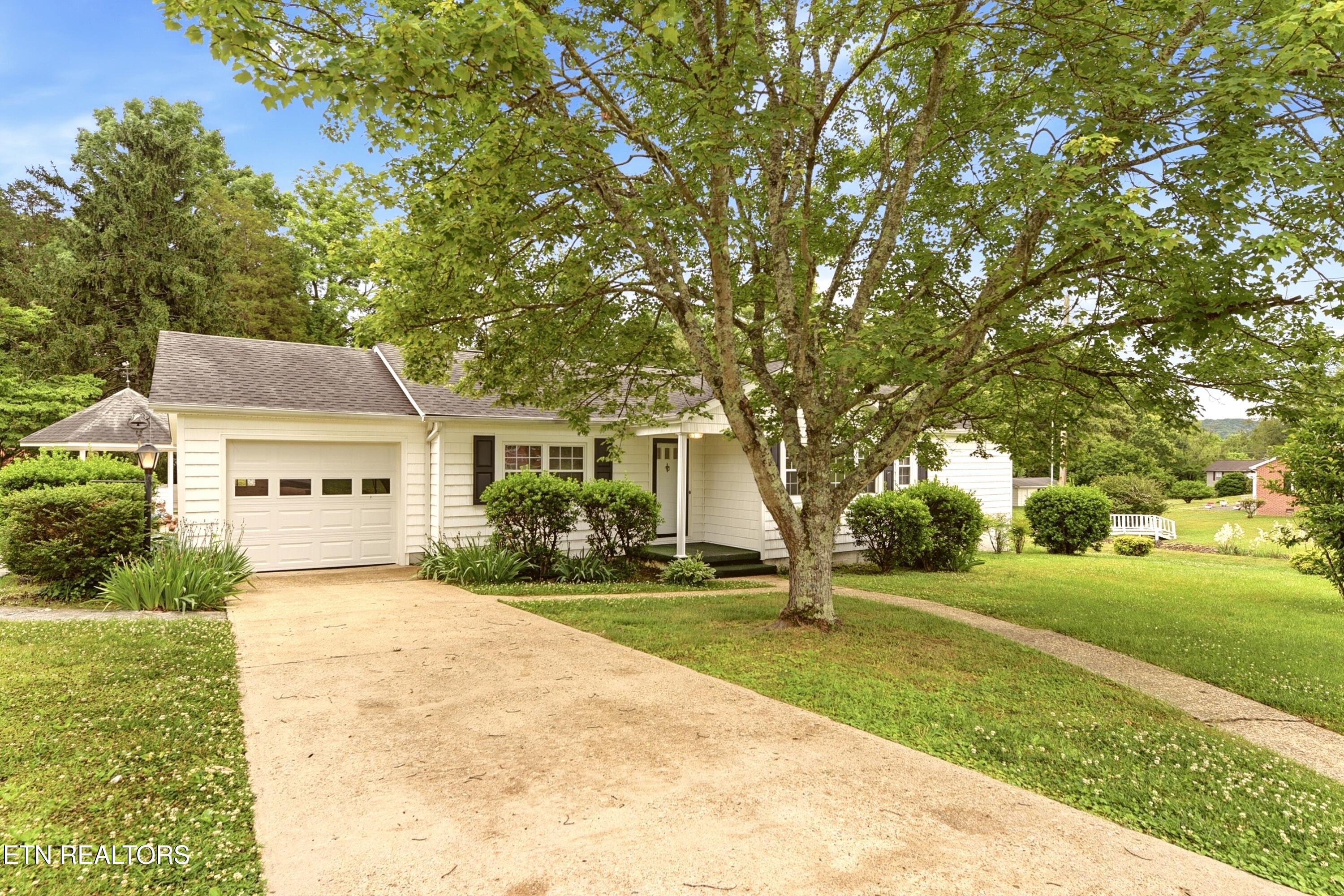 505 Ridgeview Drive Clinton TN 37716
