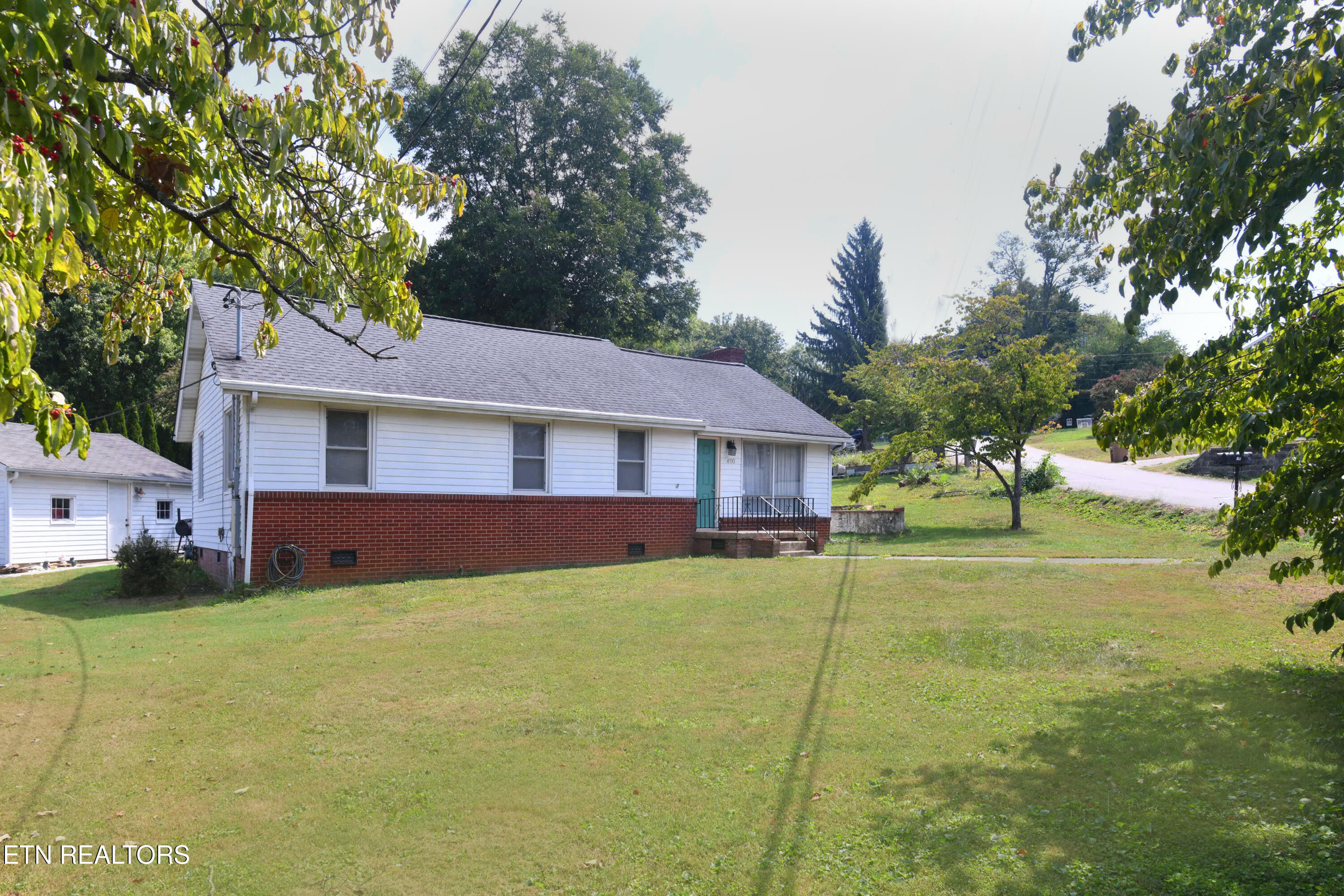 600 Glenoaks Drive Knoxville TN 37912