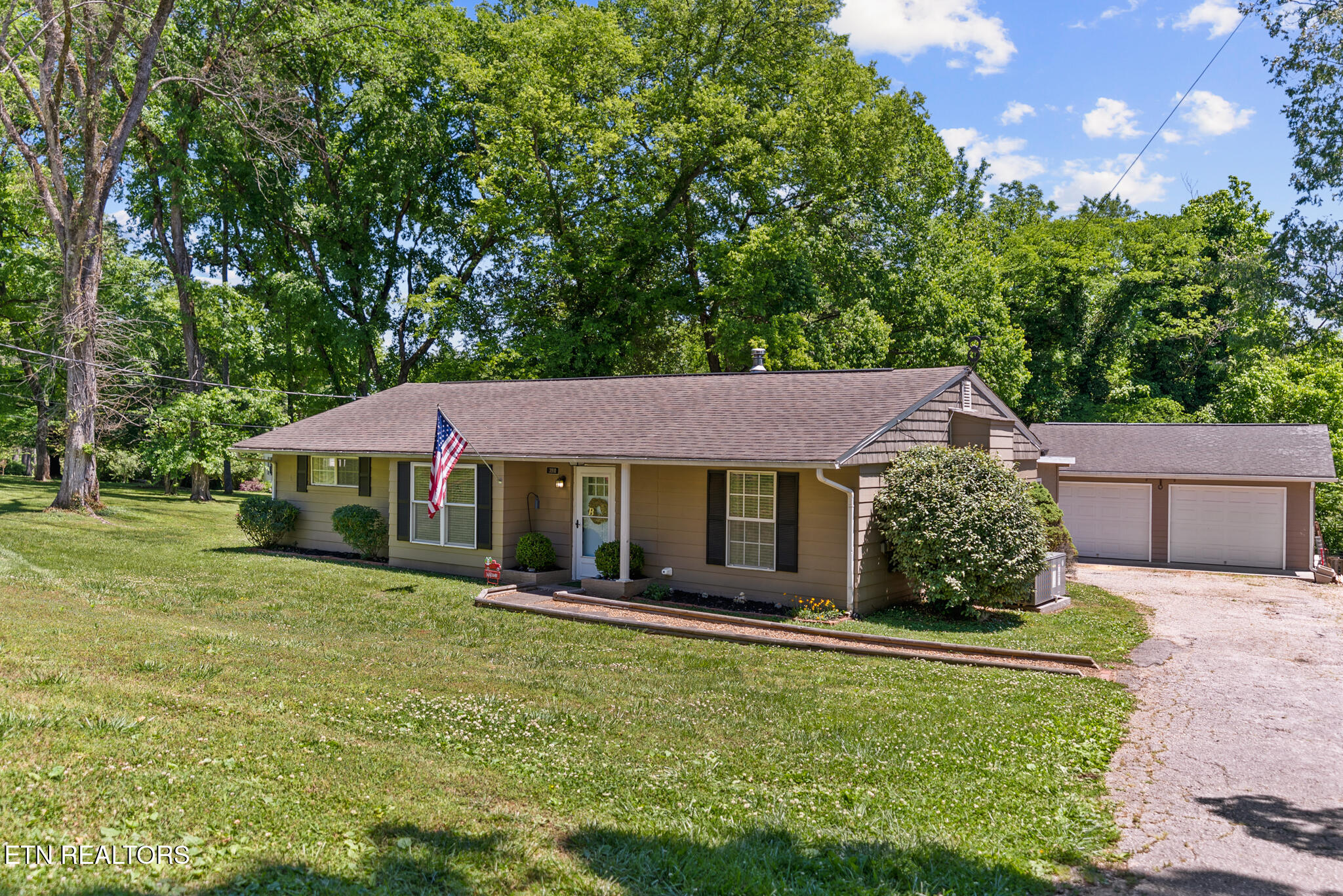 3910 Holston Hills Road Knoxville TN 37914