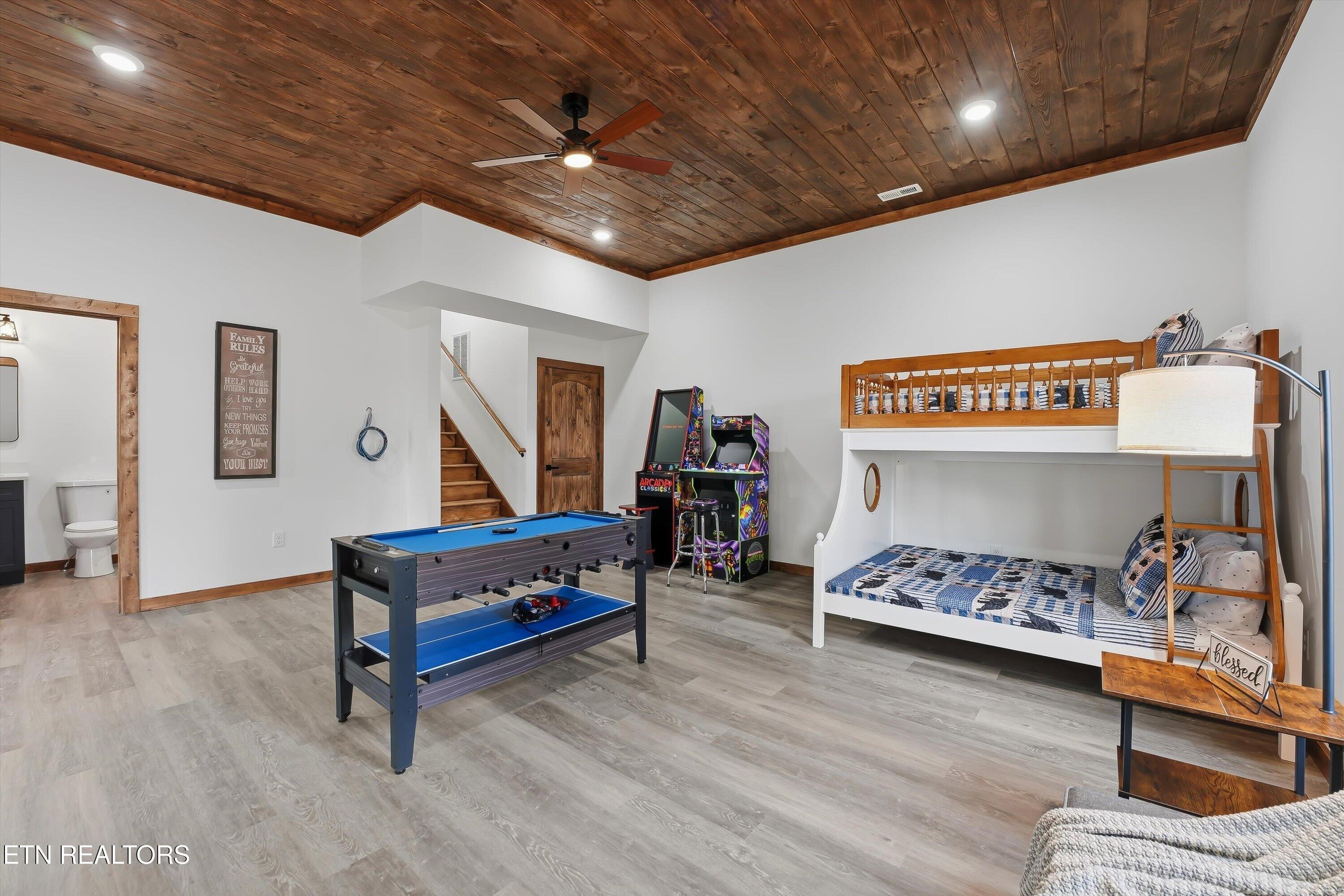 640 Carter Plaza Gatlinburg TN 37738