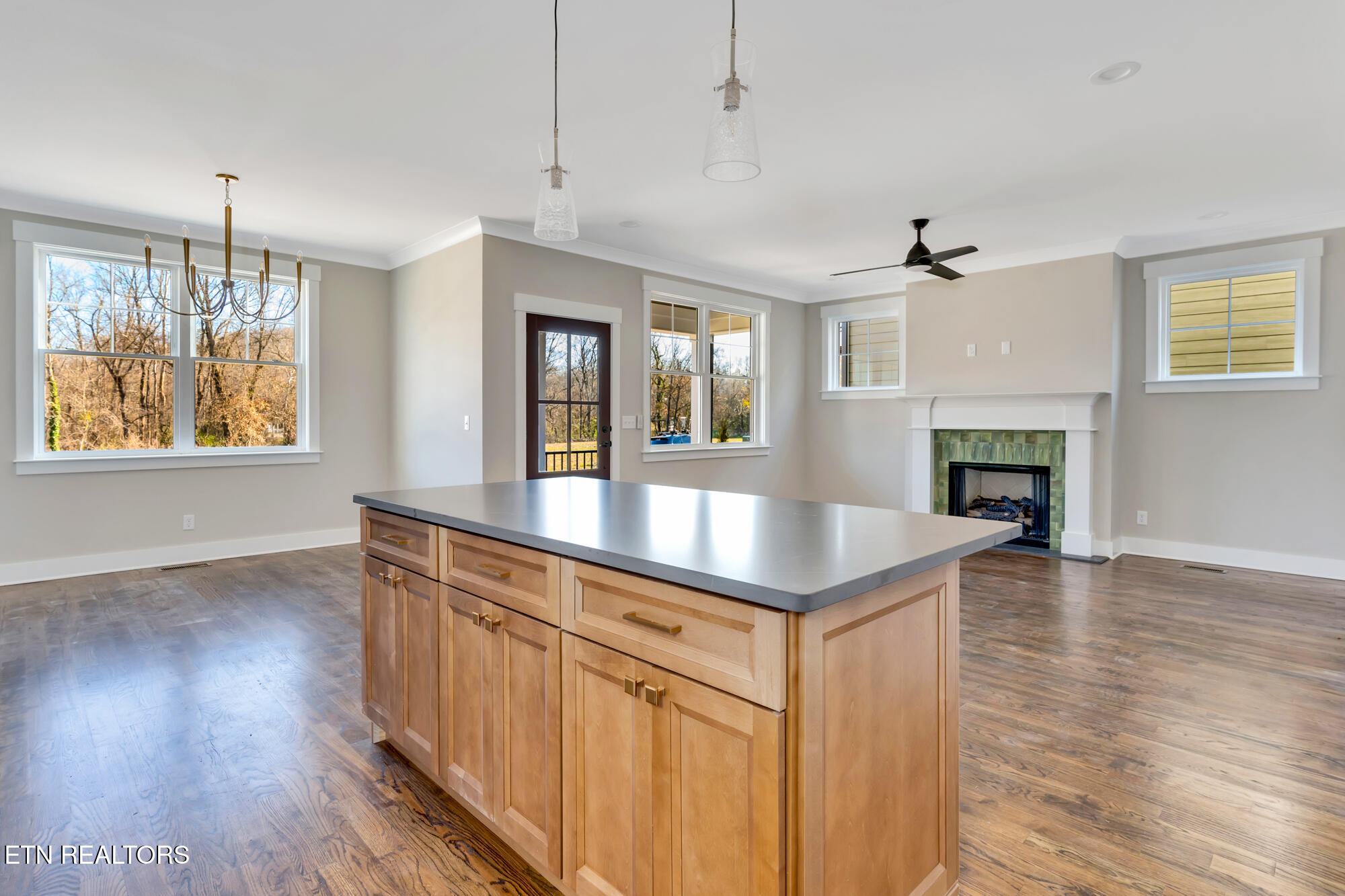 1297 Thomas Avenue Chattanooga TN 37409