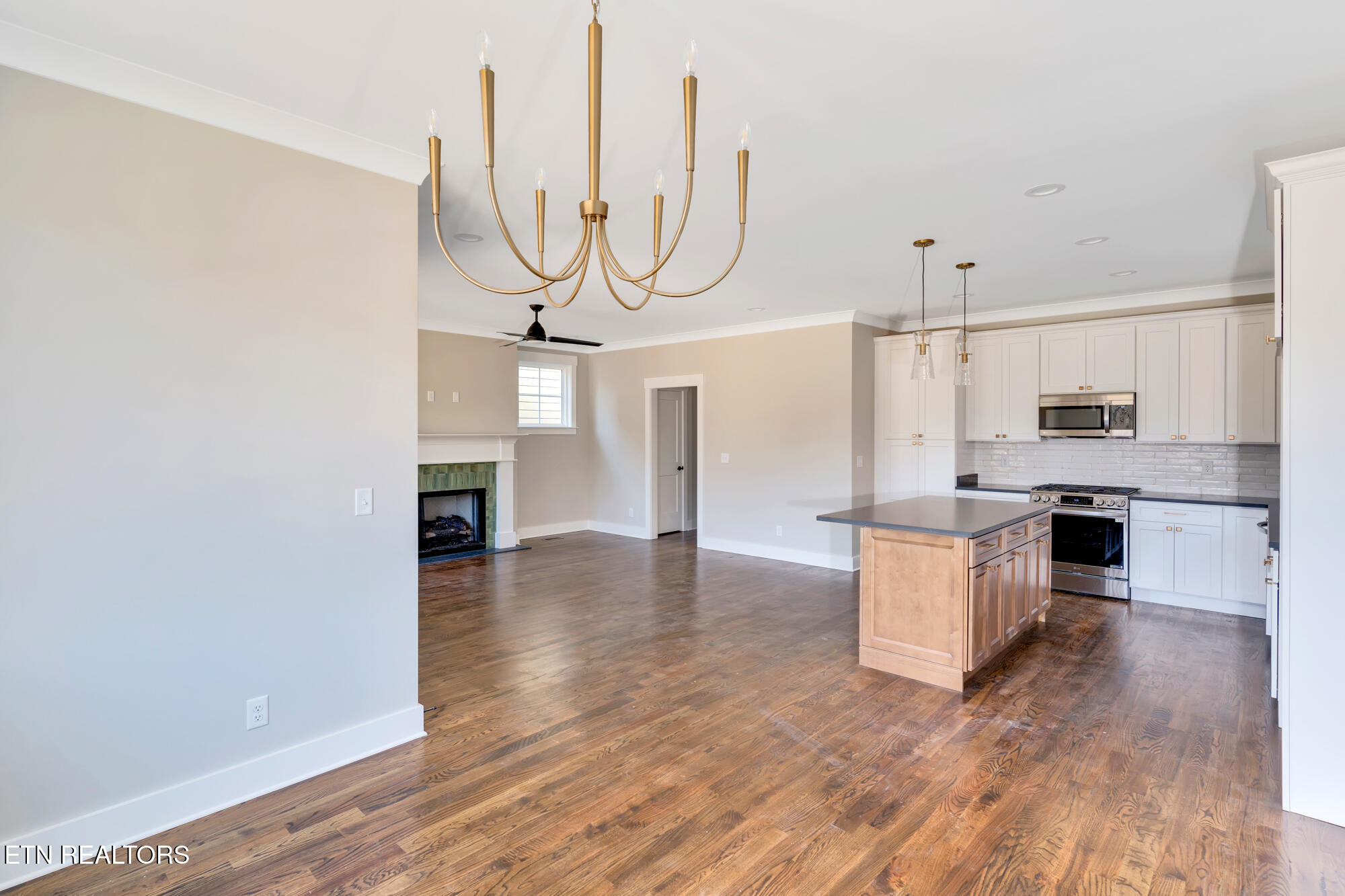 1297 Thomas Avenue Chattanooga TN 37409