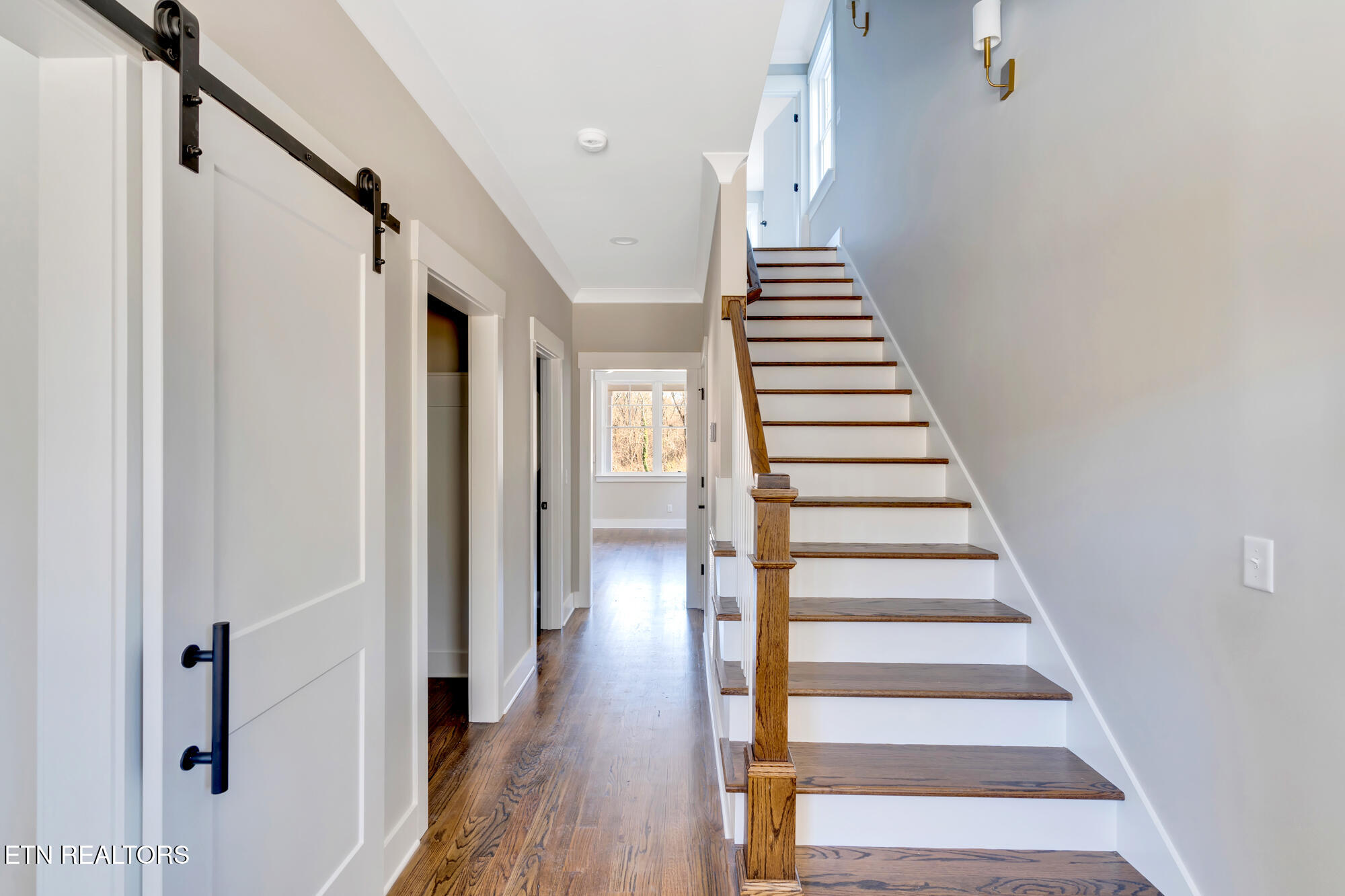 1297 Thomas Avenue Chattanooga TN 37409