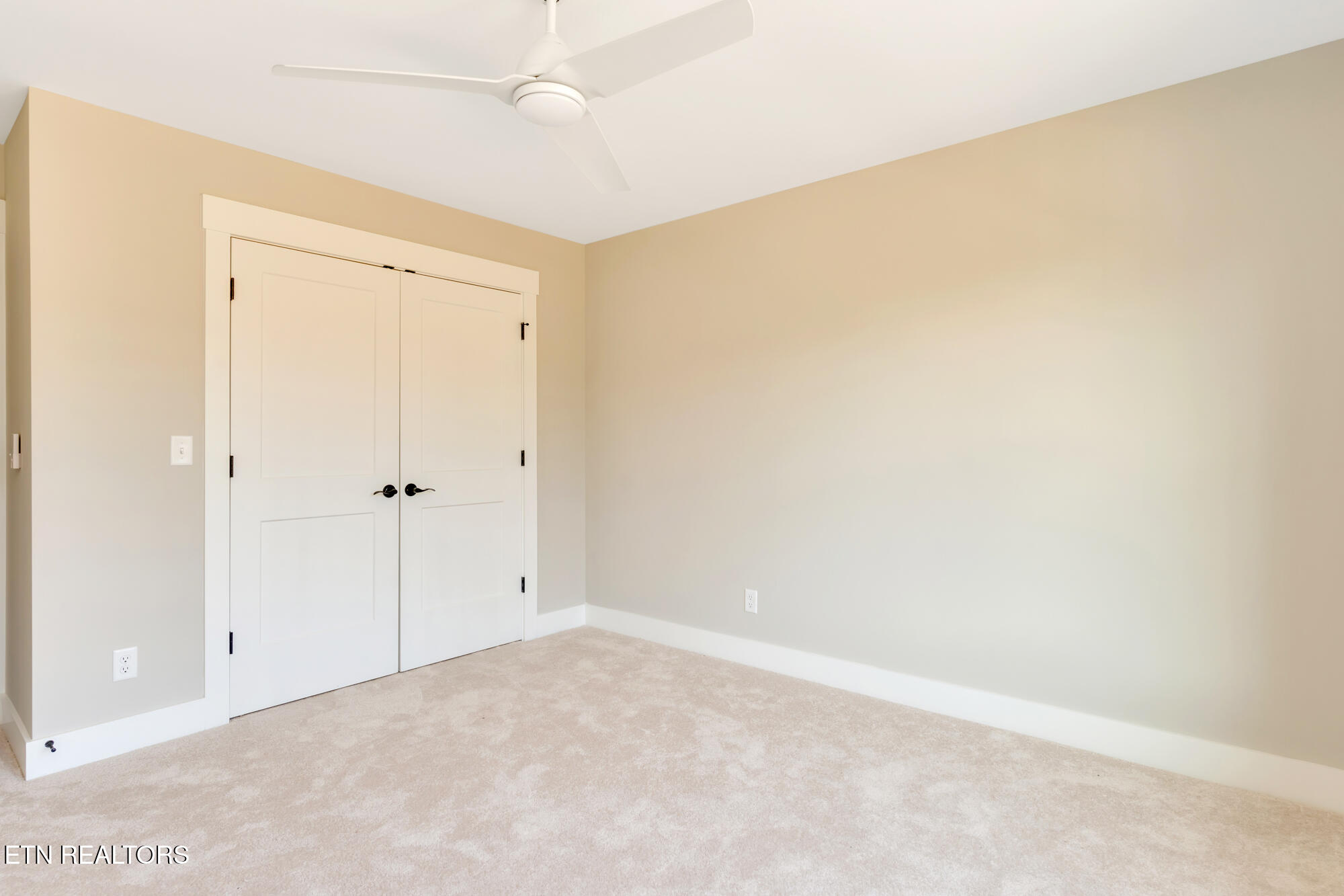 1297 Thomas Avenue Chattanooga TN 37409