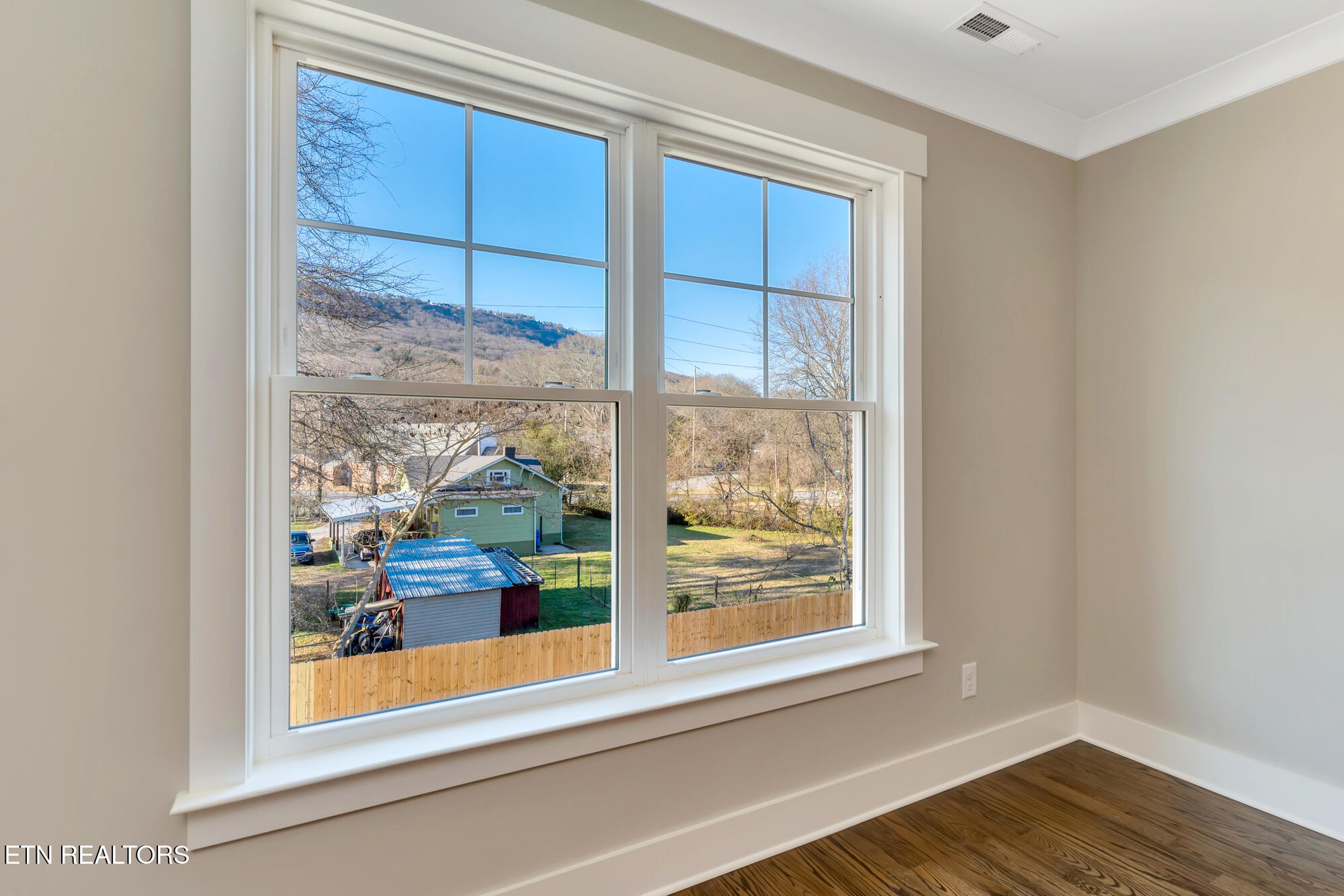 1297 Thomas Avenue Chattanooga TN 37409