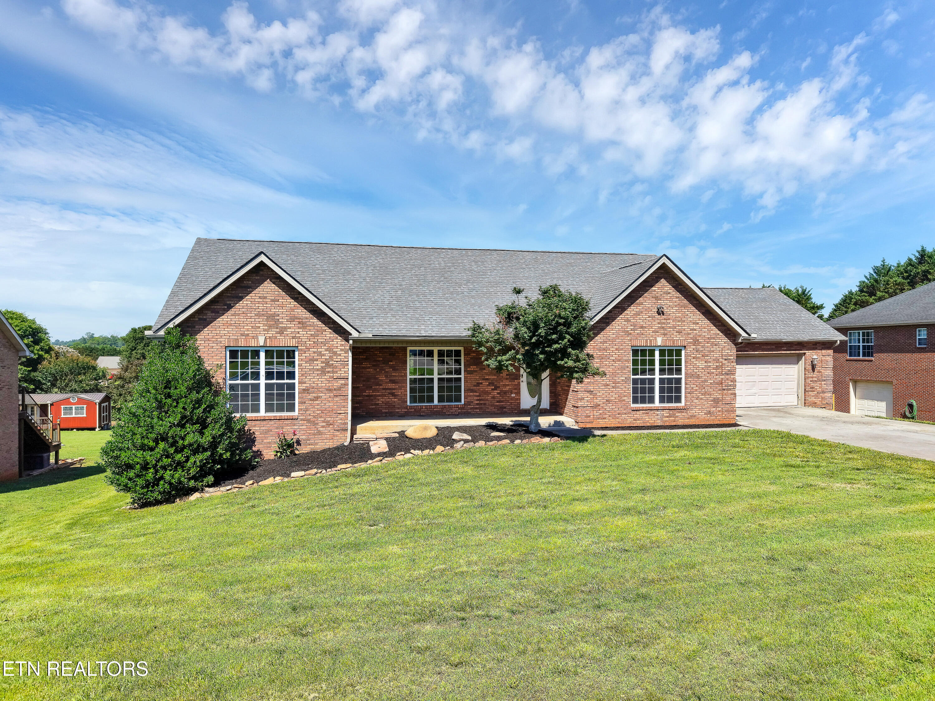 1130 Eloise West Road Greenback TN 37742