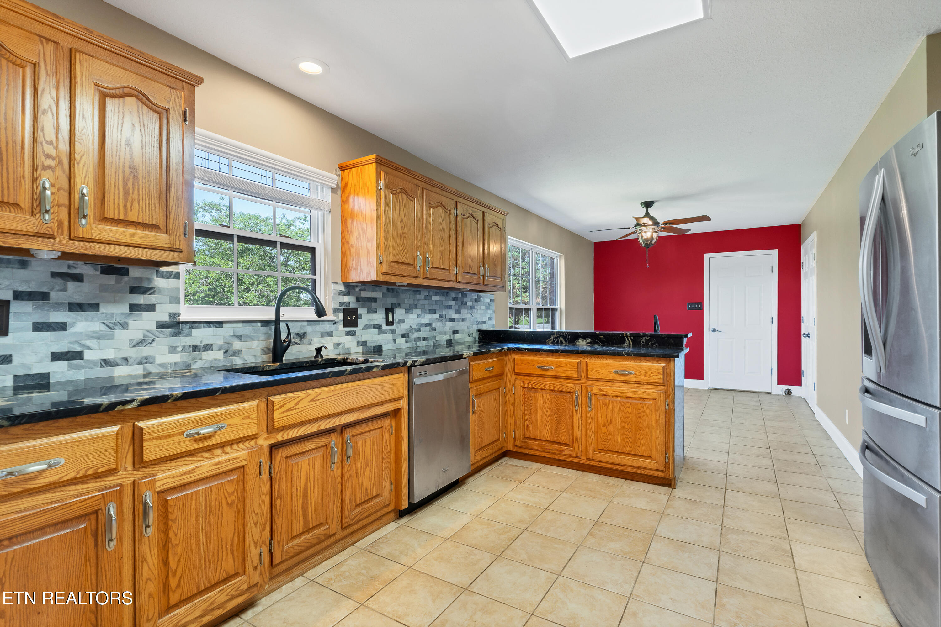 1130 Eloise West Road Greenback TN 37742
