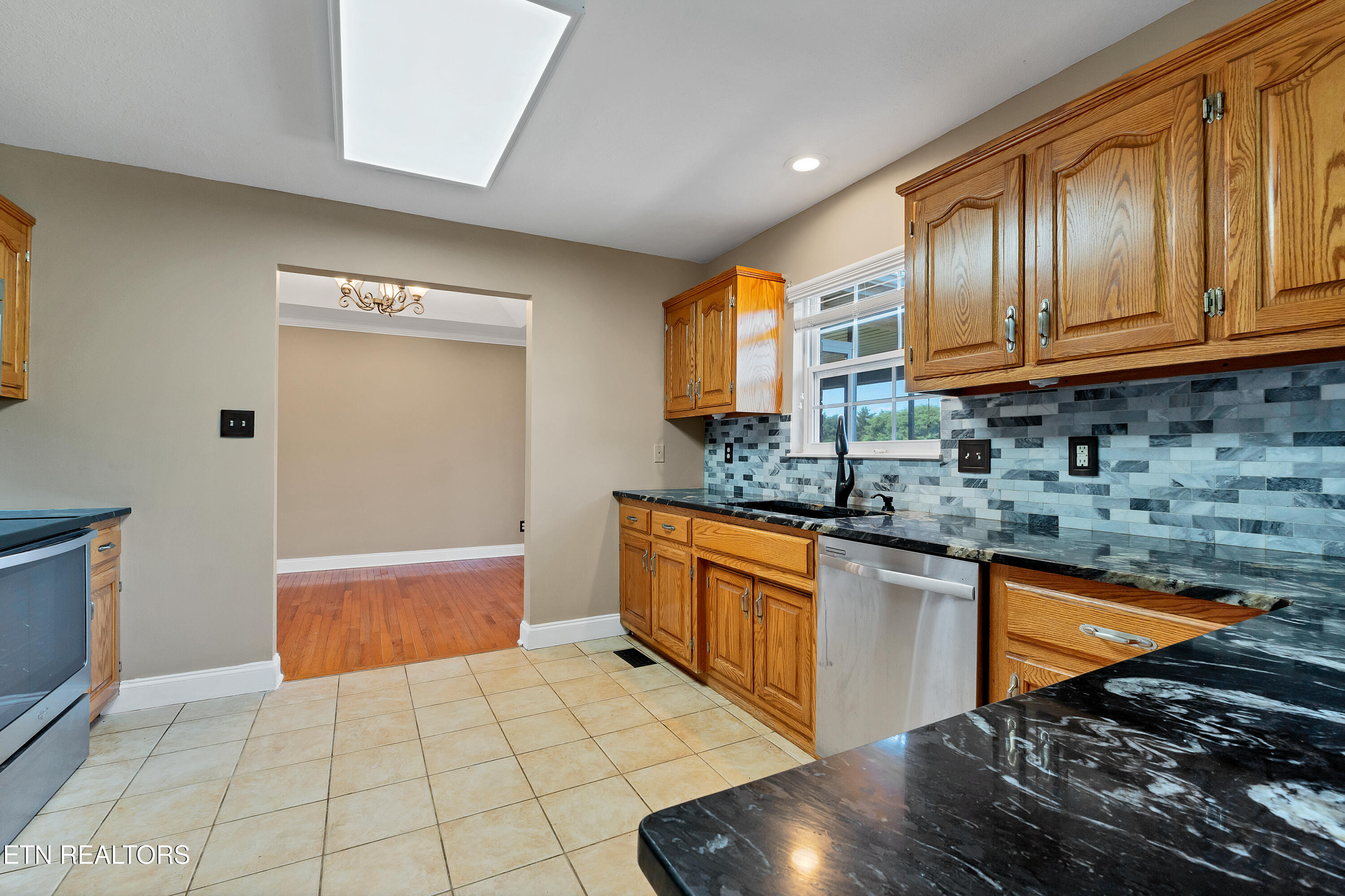 1130 Eloise West Road Greenback TN 37742