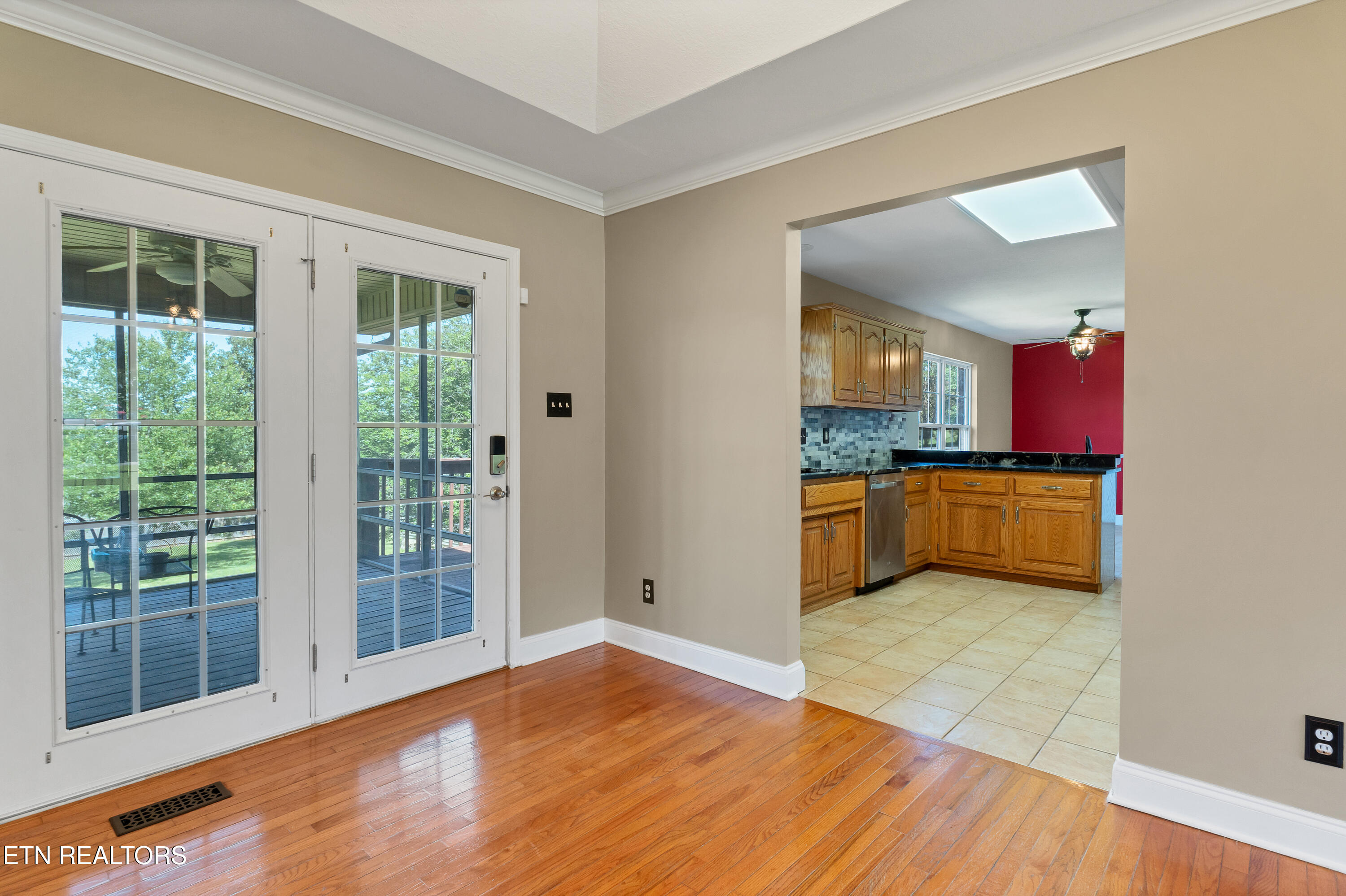1130 Eloise West Road Greenback TN 37742