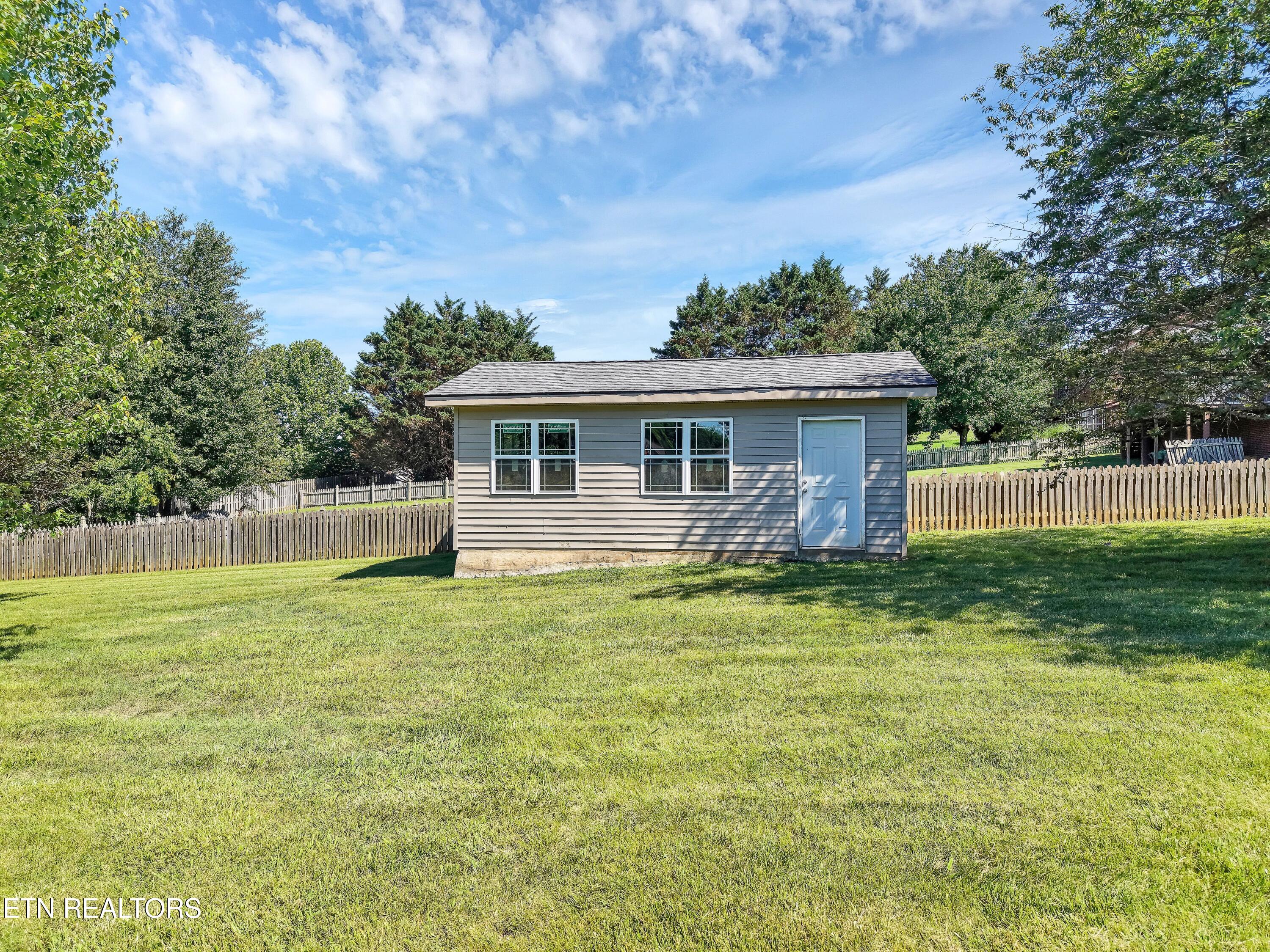 1130 Eloise West Road Greenback TN 37742