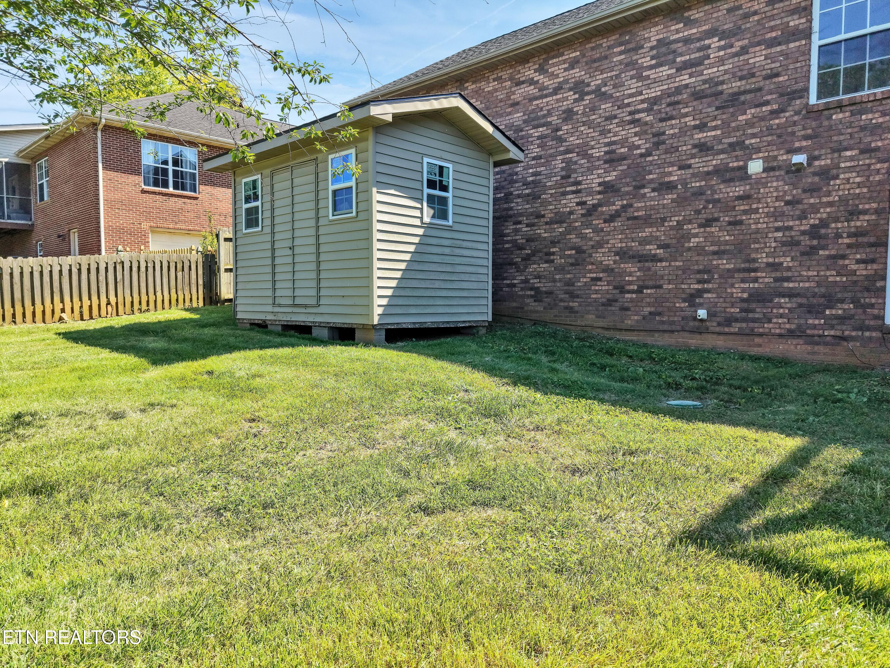 1130 Eloise West Road Greenback TN 37742