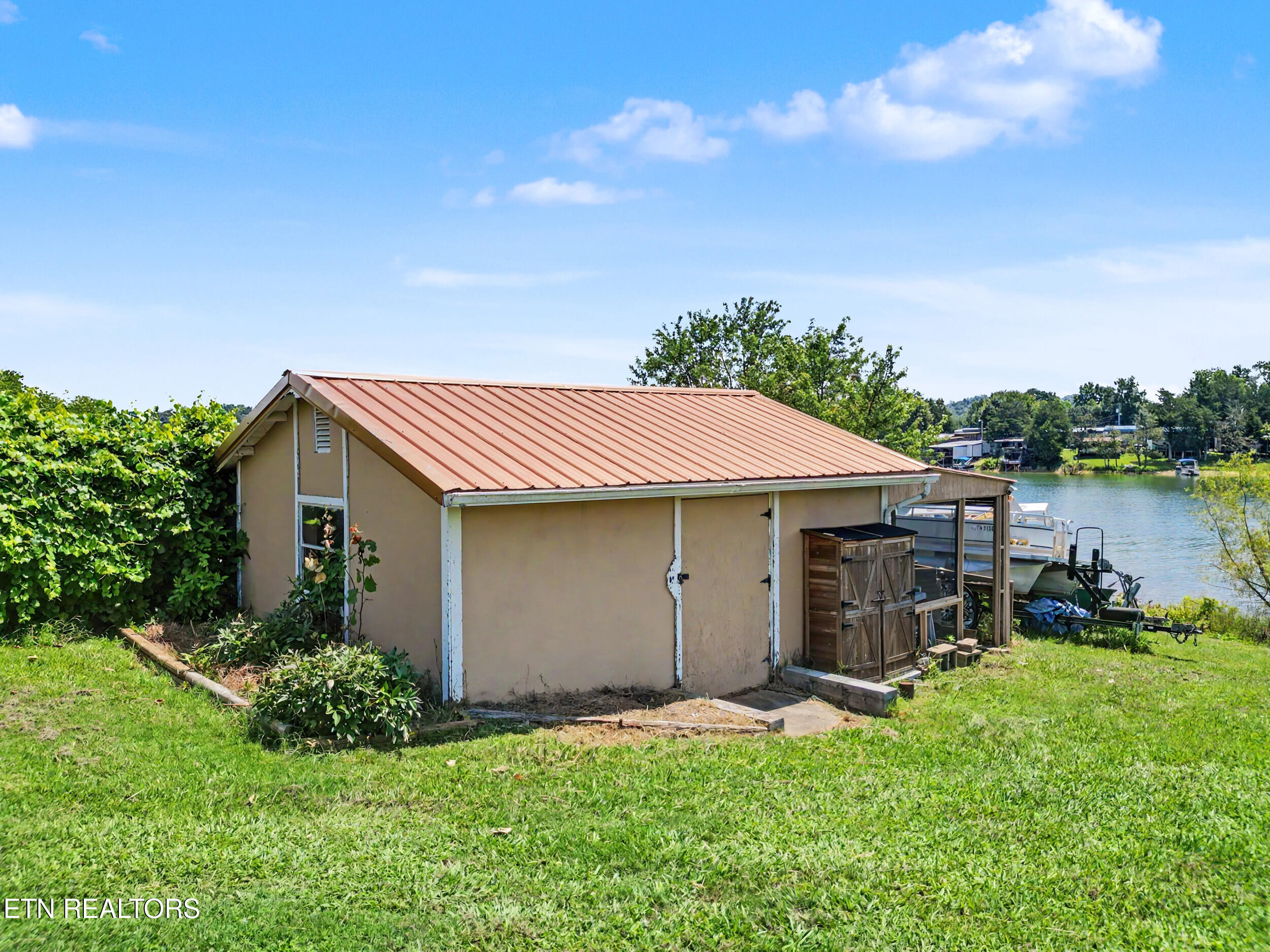 1682 Brookview Drive Dandridge TN 37725
