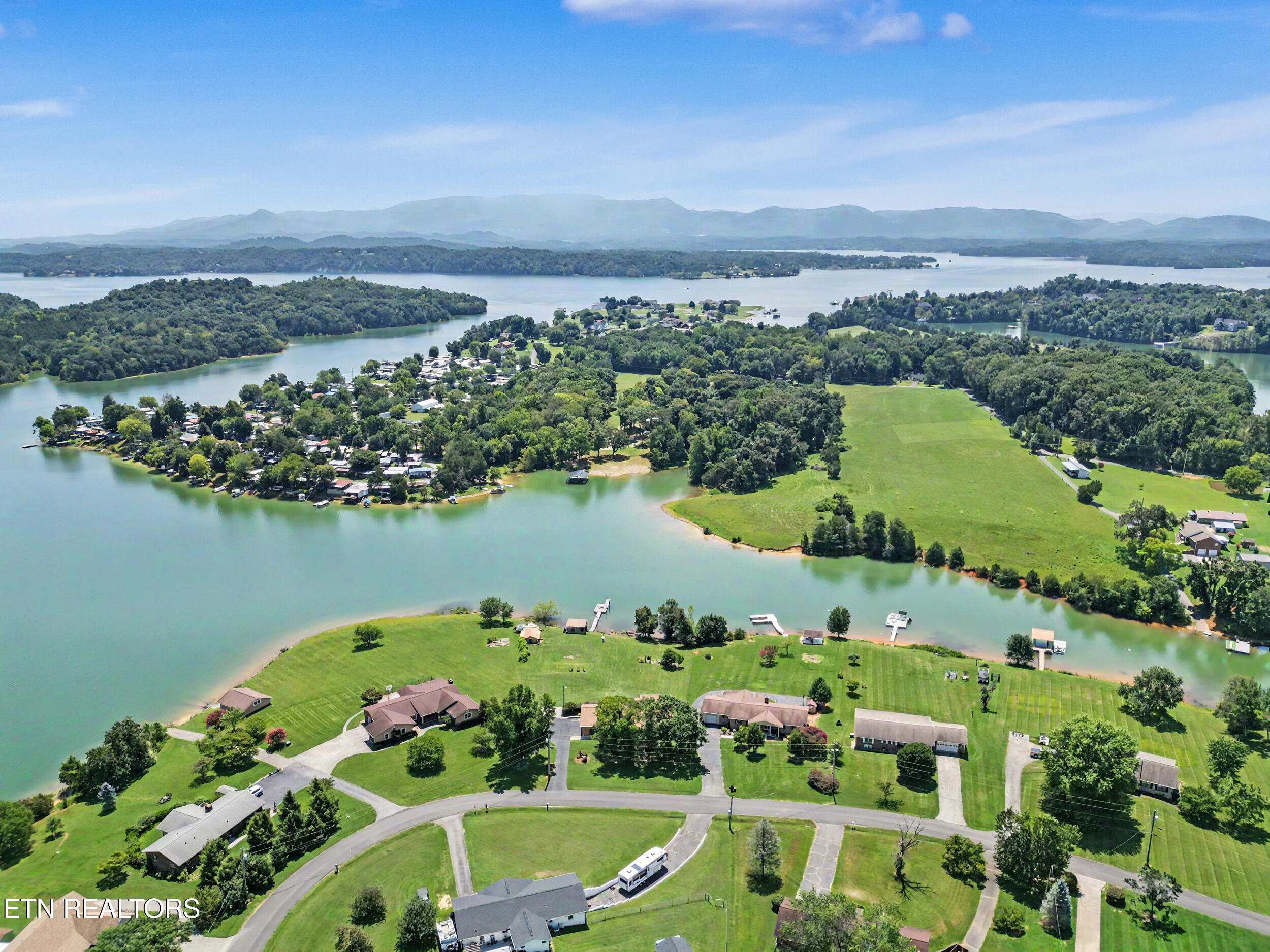 1682 Brookview Drive Dandridge TN 37725