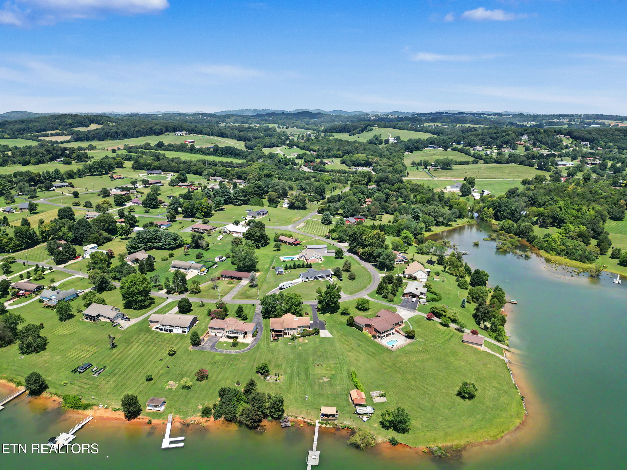 1682 Brookview Drive Dandridge TN 37725
