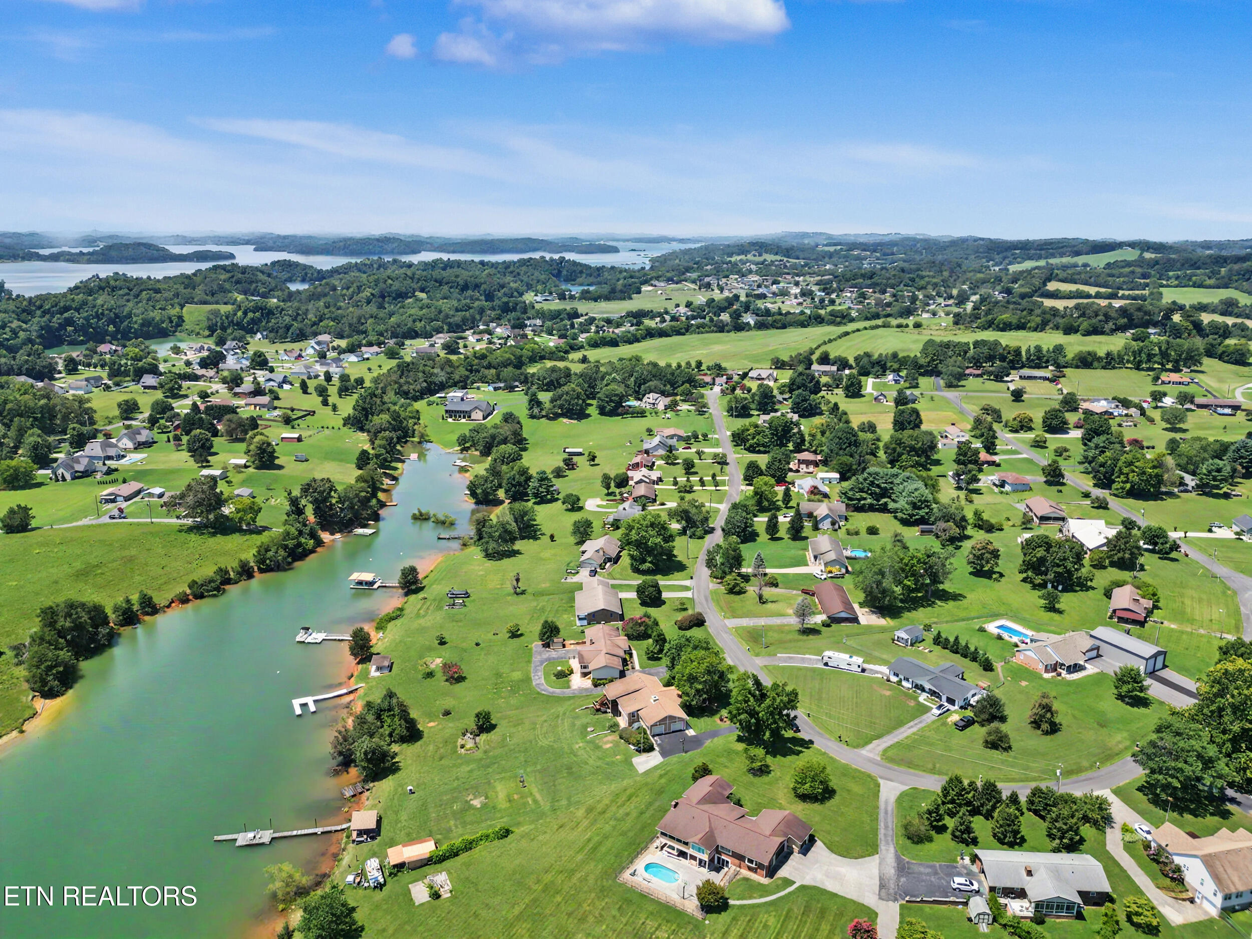 1682 Brookview Drive Dandridge TN 37725