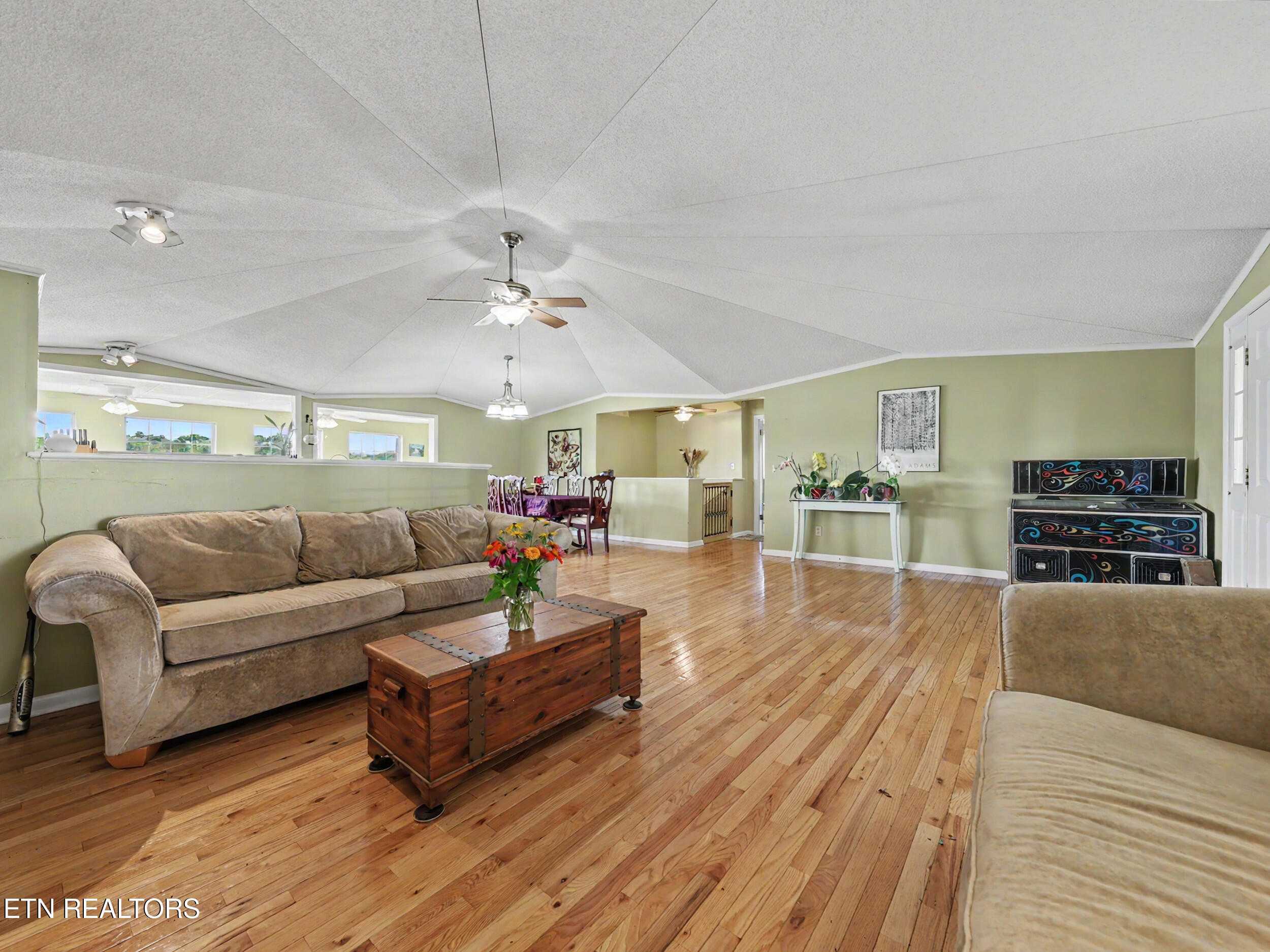 1682 Brookview Drive Dandridge TN 37725