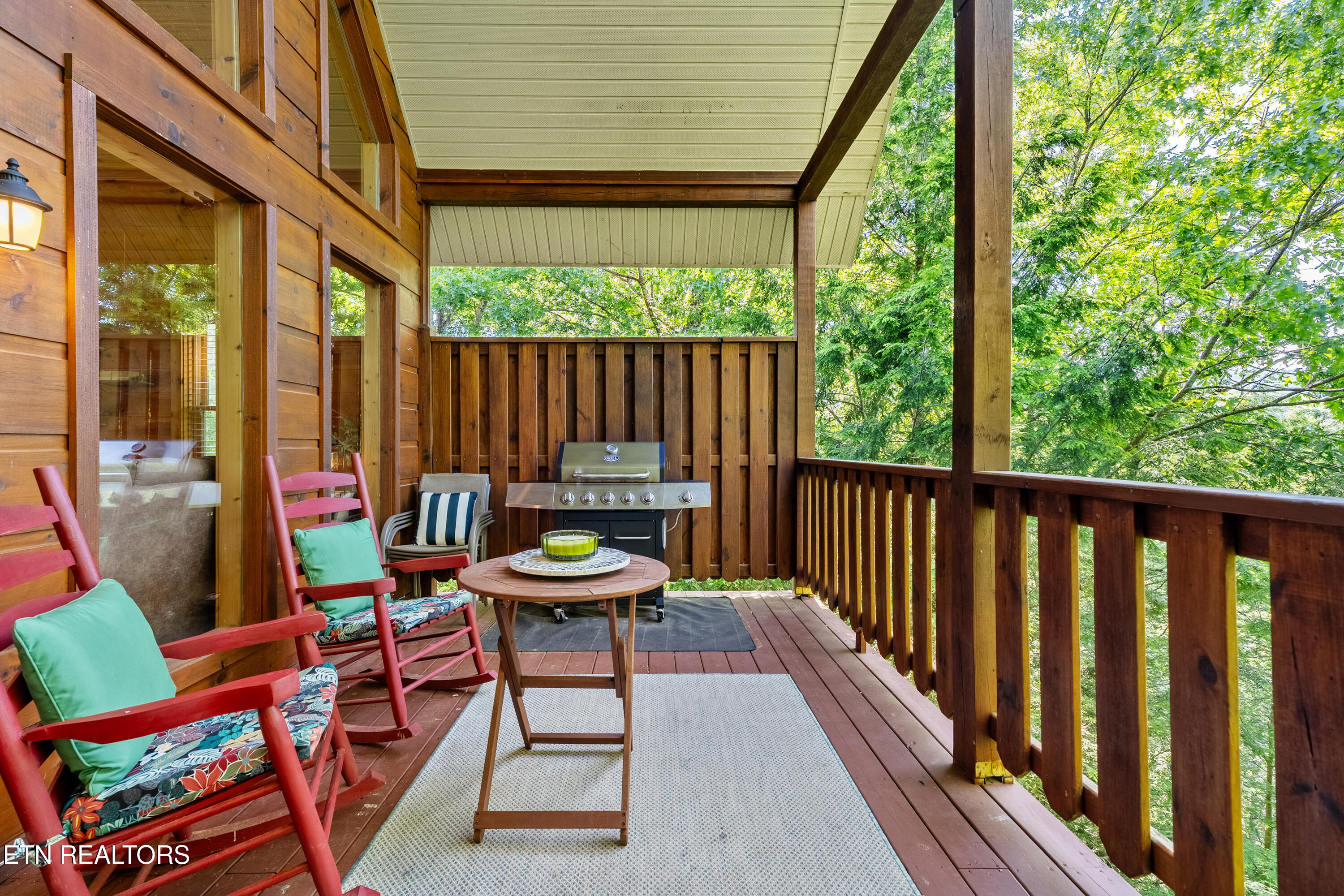 2011 Ridgecrest Loop Lane Sevierville TN 37876