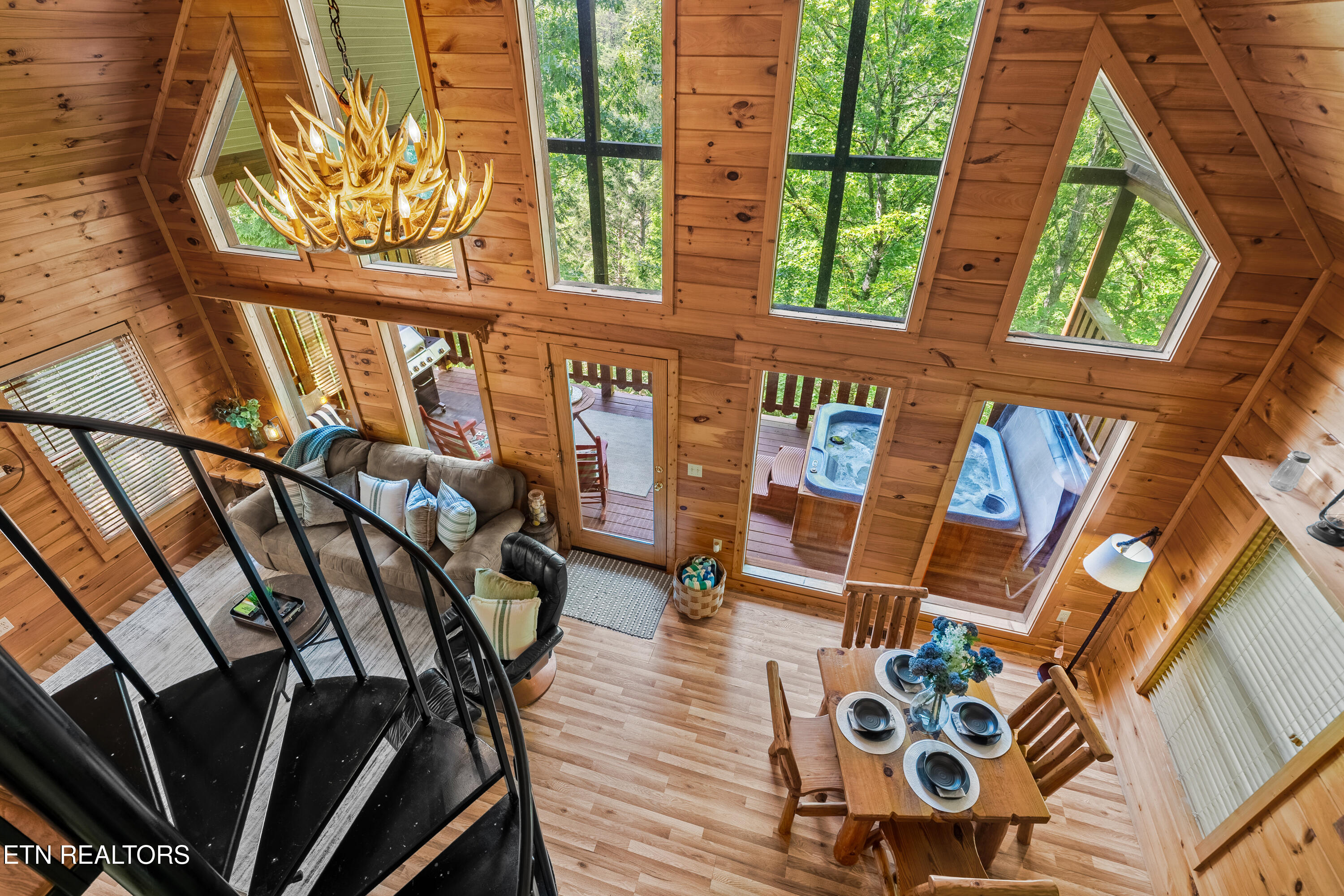 2011 Ridgecrest Loop Lane Sevierville TN 37876