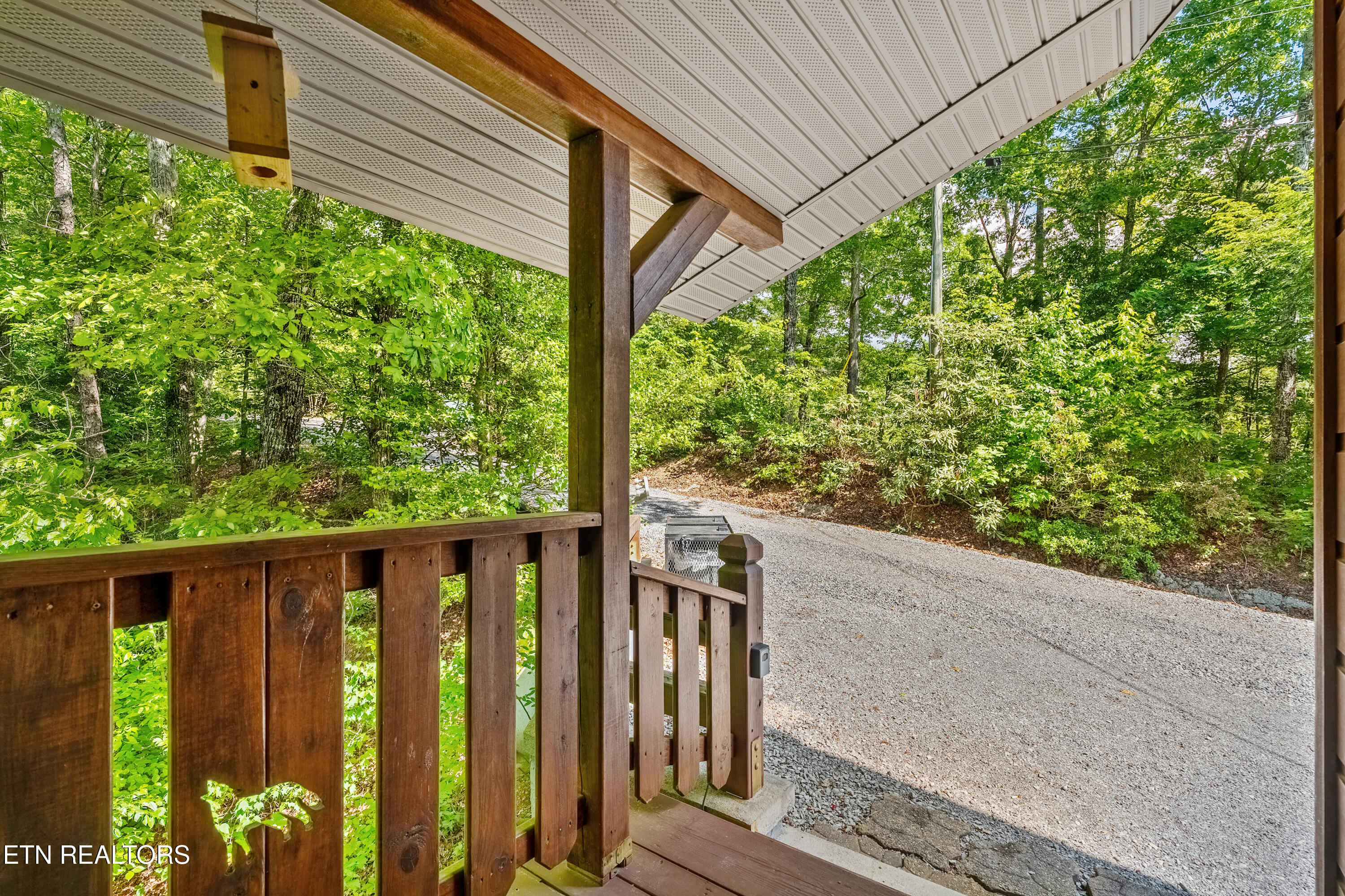 2011 Ridgecrest Loop Lane Sevierville TN 37876