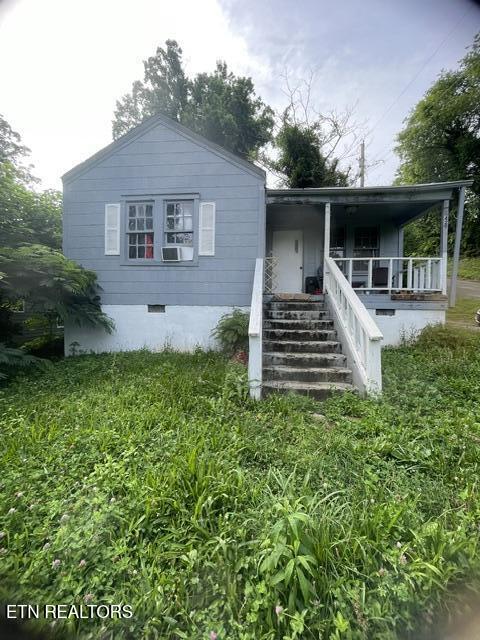 429 Sewanee Street Harriman TN 37748